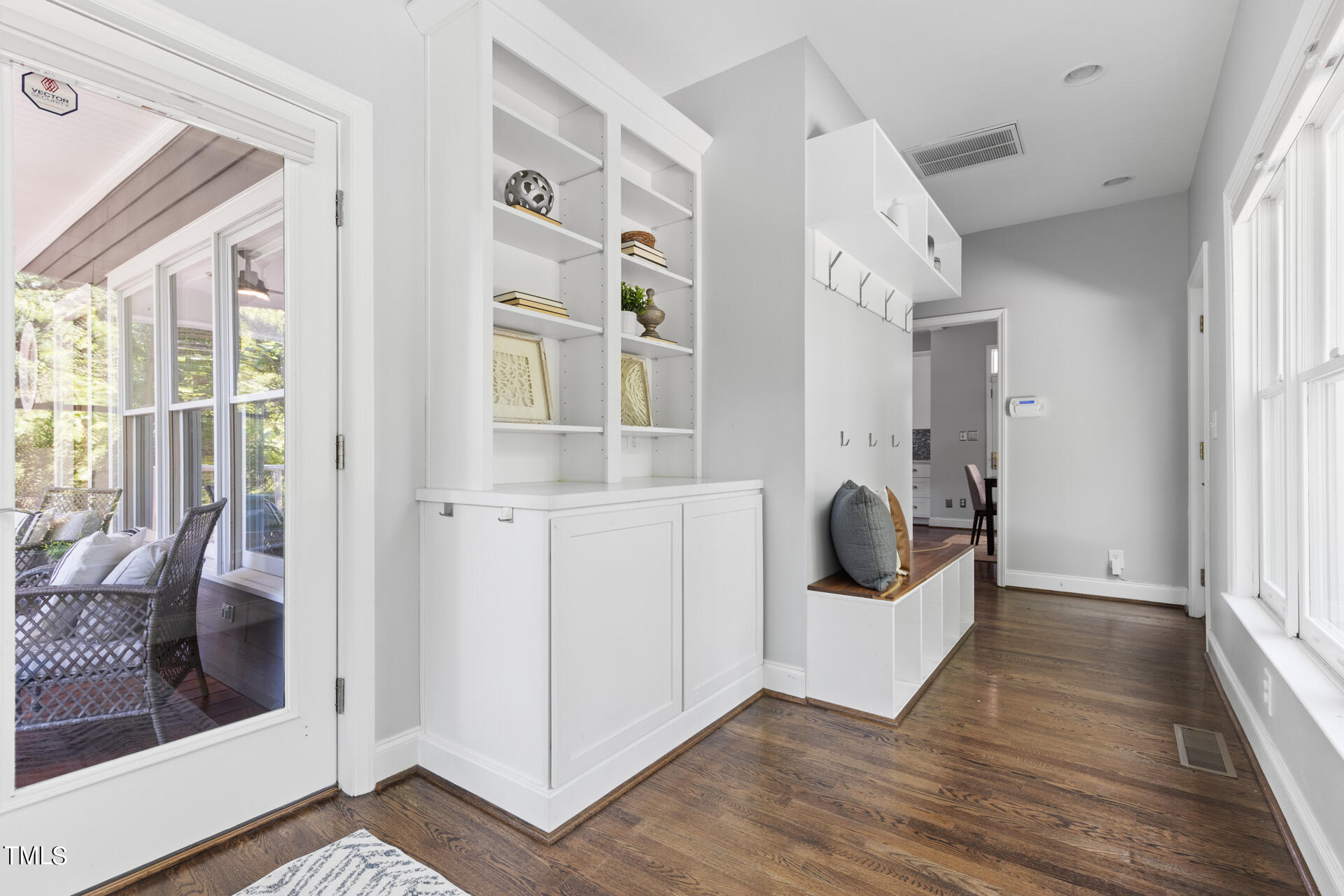 307 W Knox Street