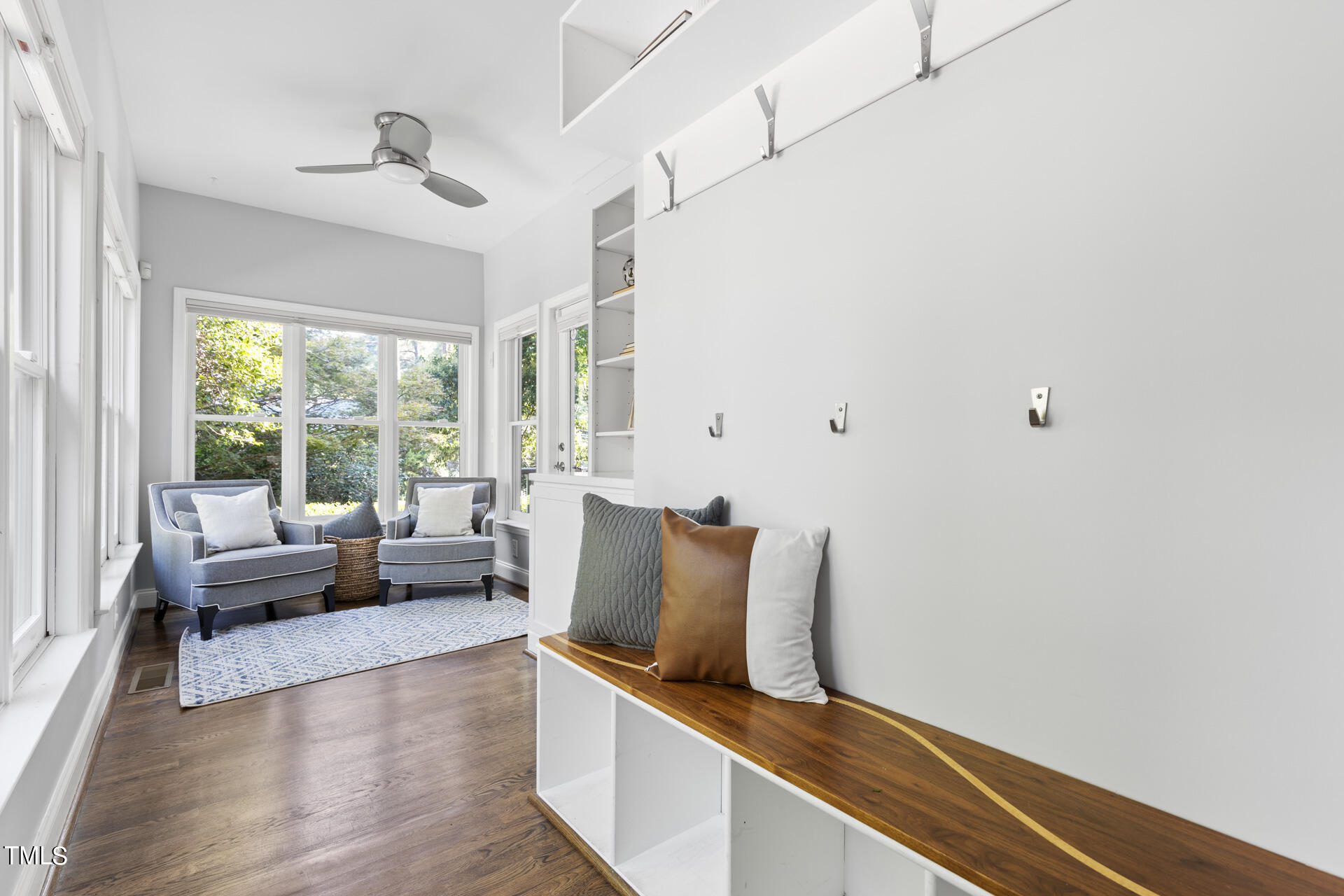 307 W Knox Street