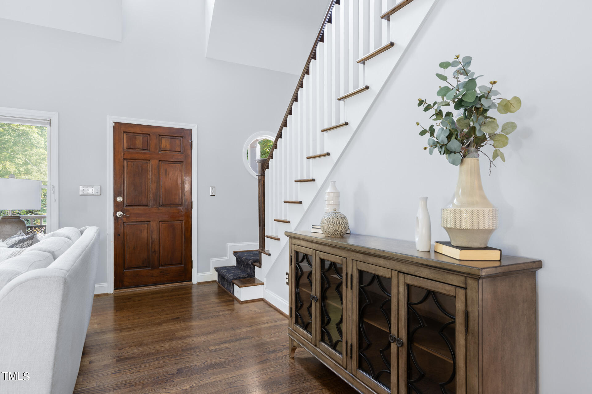 307 W Knox Street