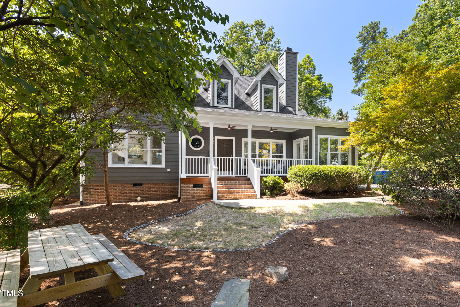 307 W Knox Street