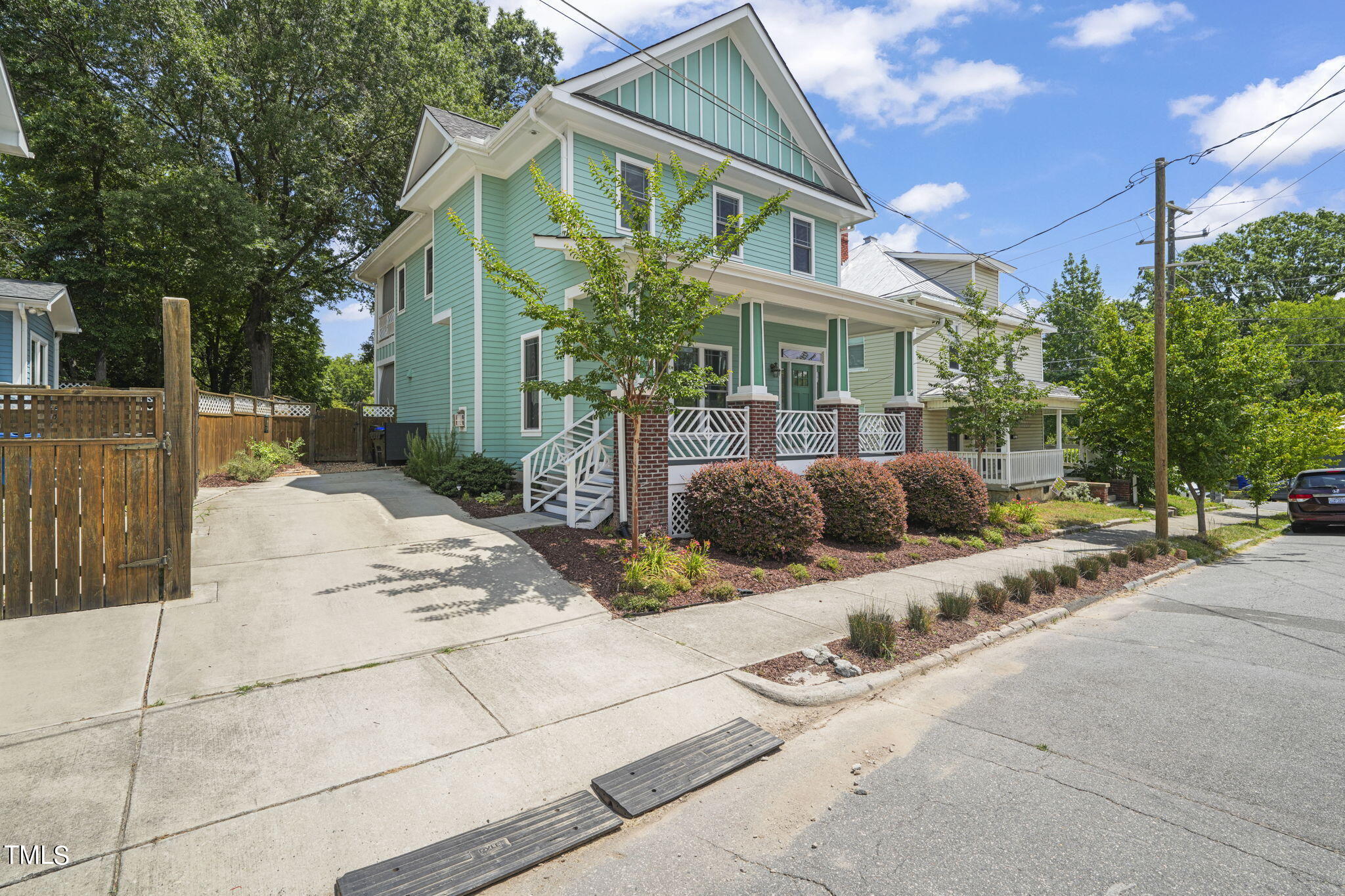 307 Mallard Avenue