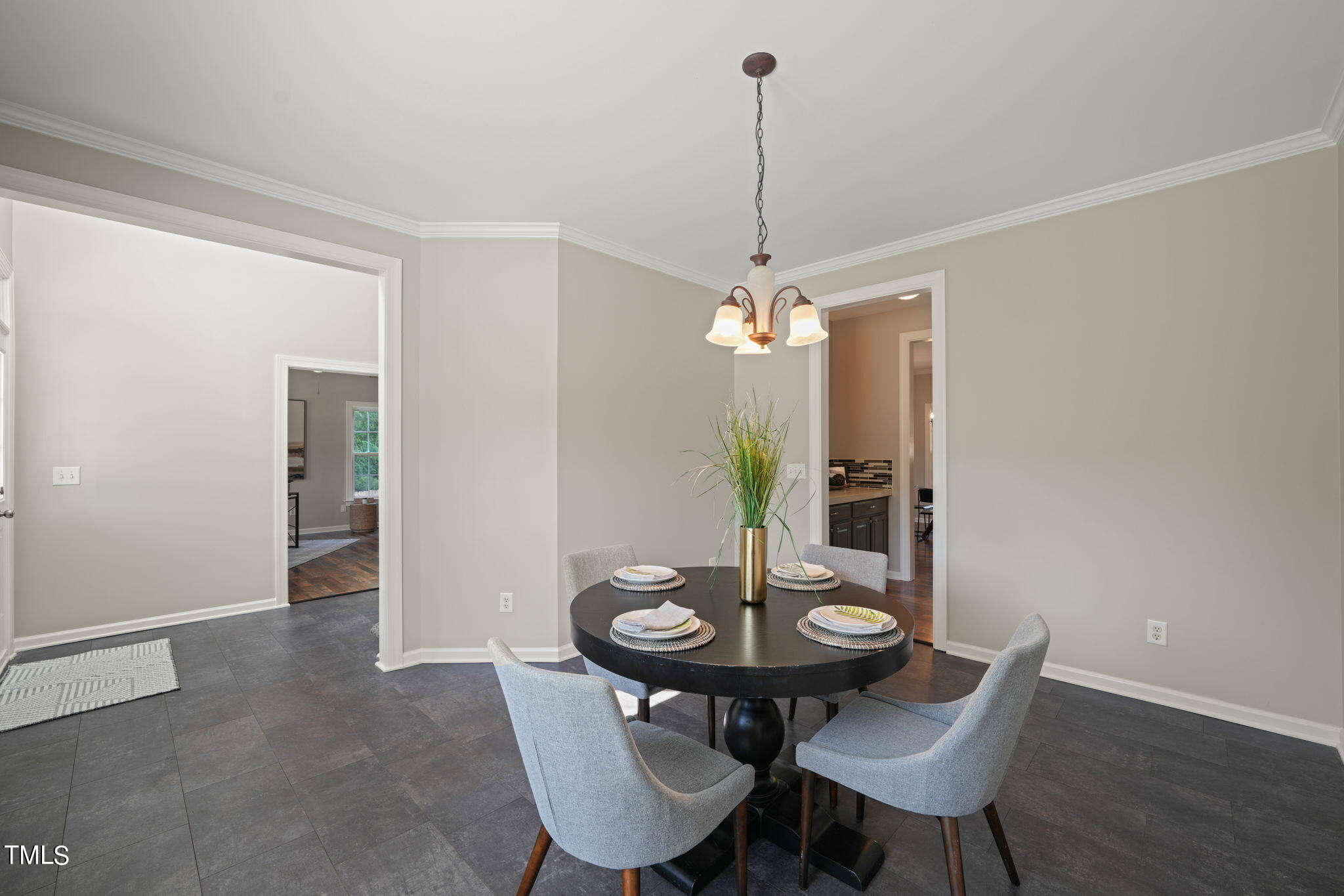 1704 Old Carriage Court