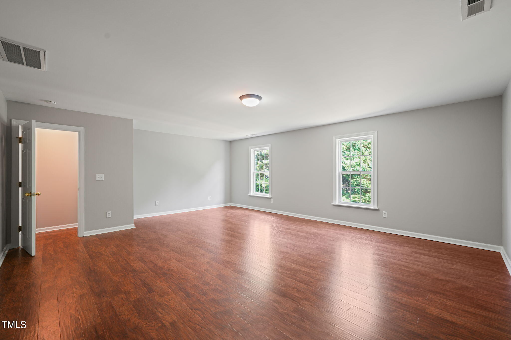 1704 Old Carriage Court