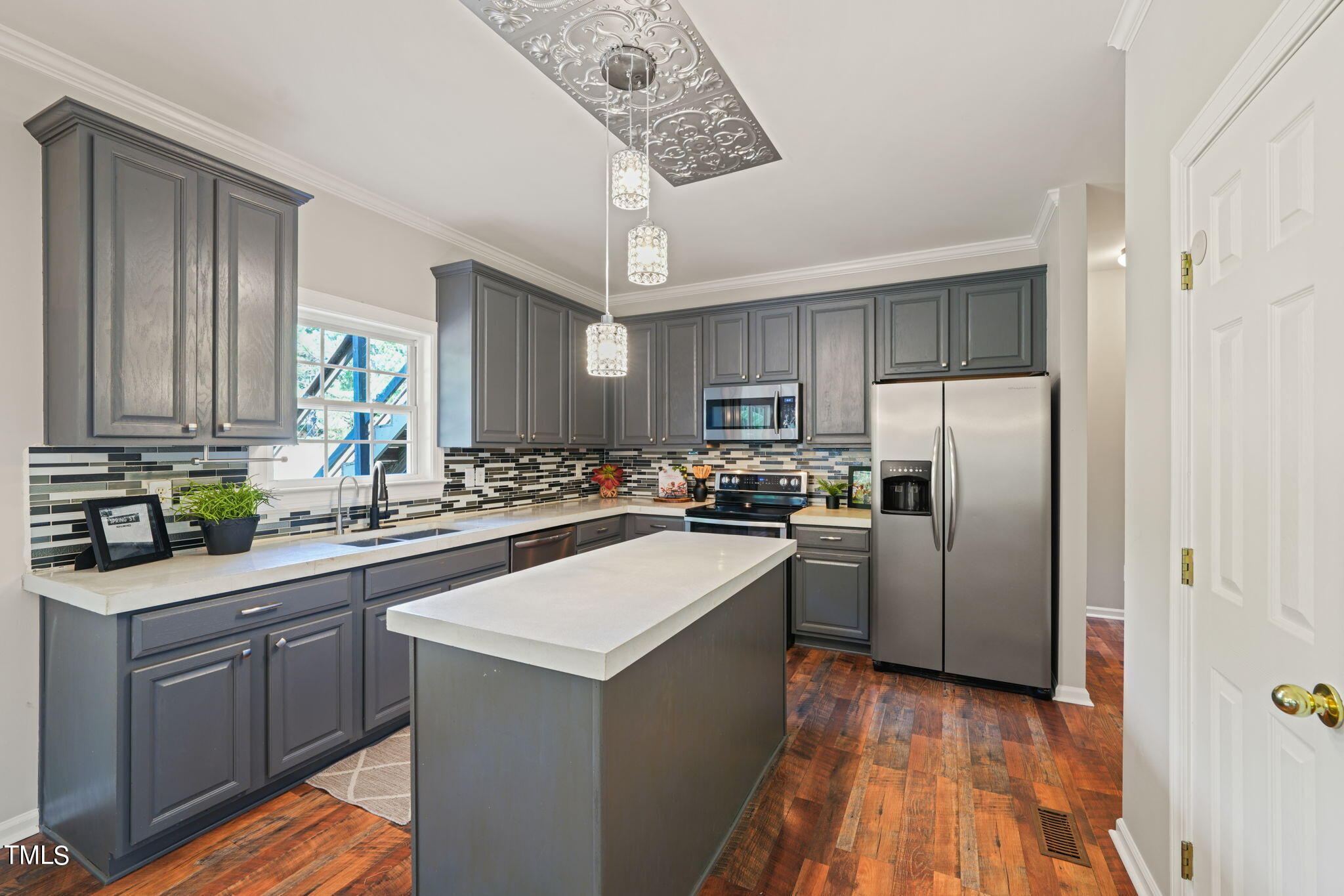 1704 Old Carriage Court