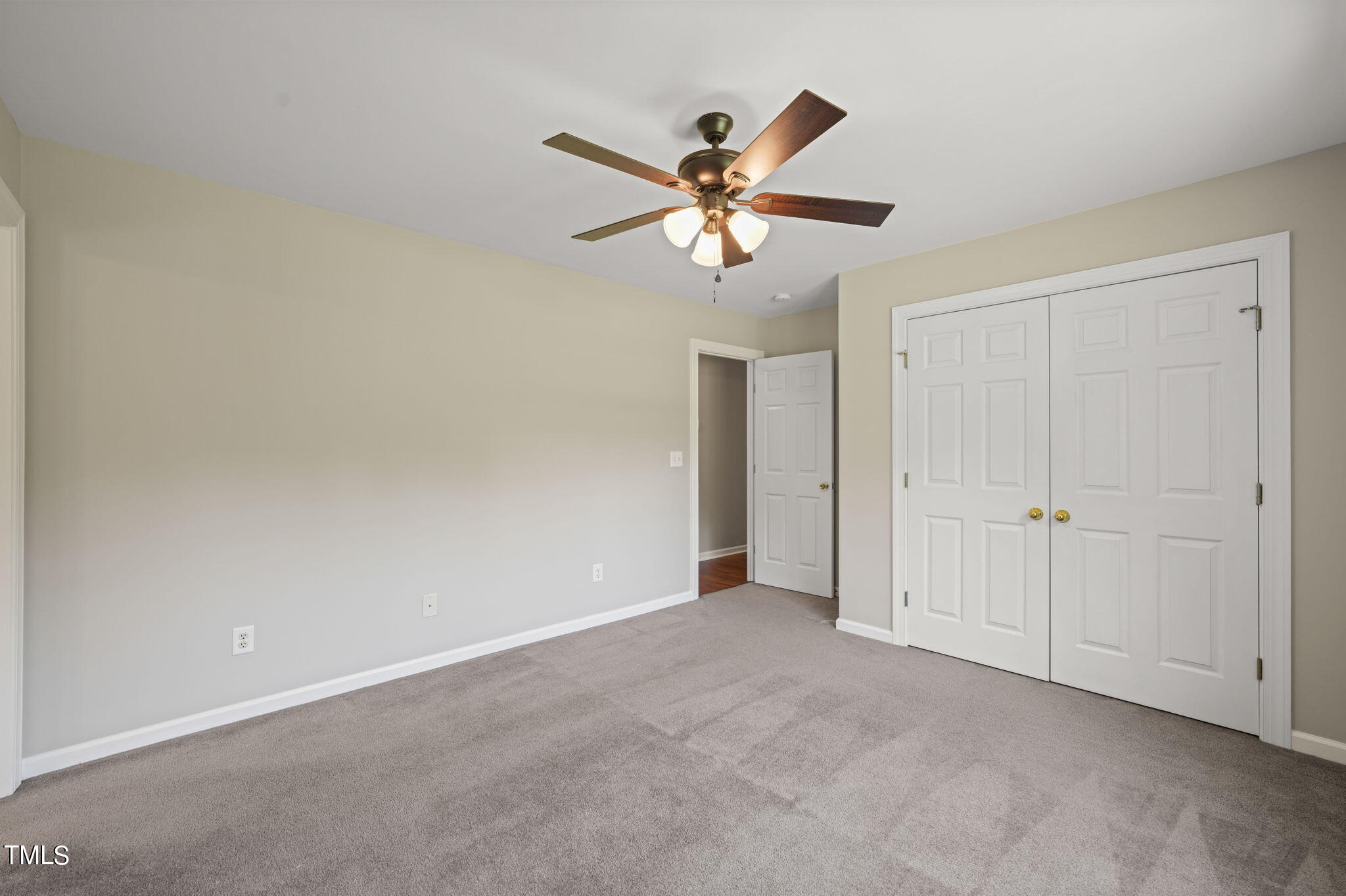 1704 Old Carriage Court