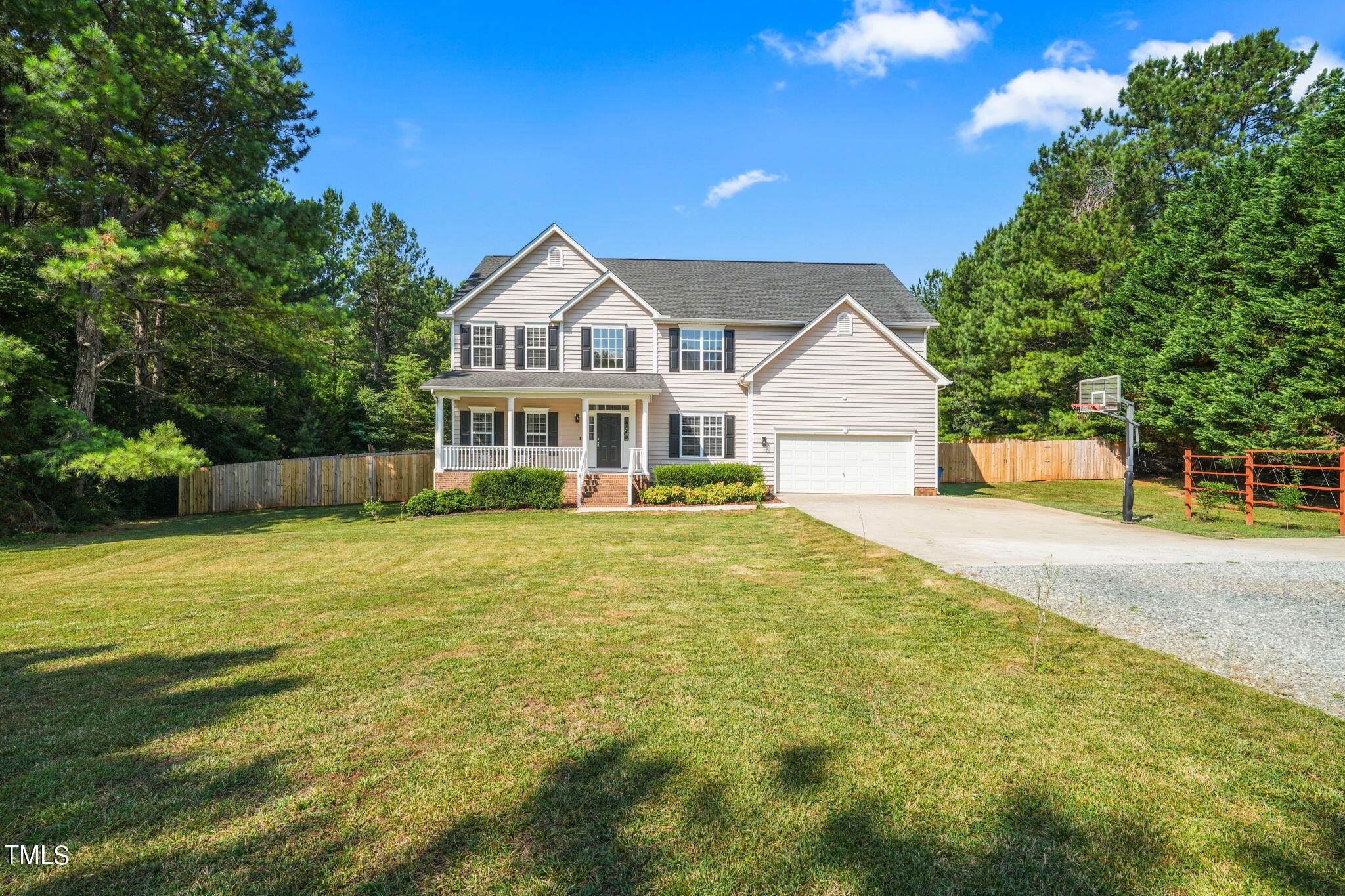 1704 Old Carriage Court