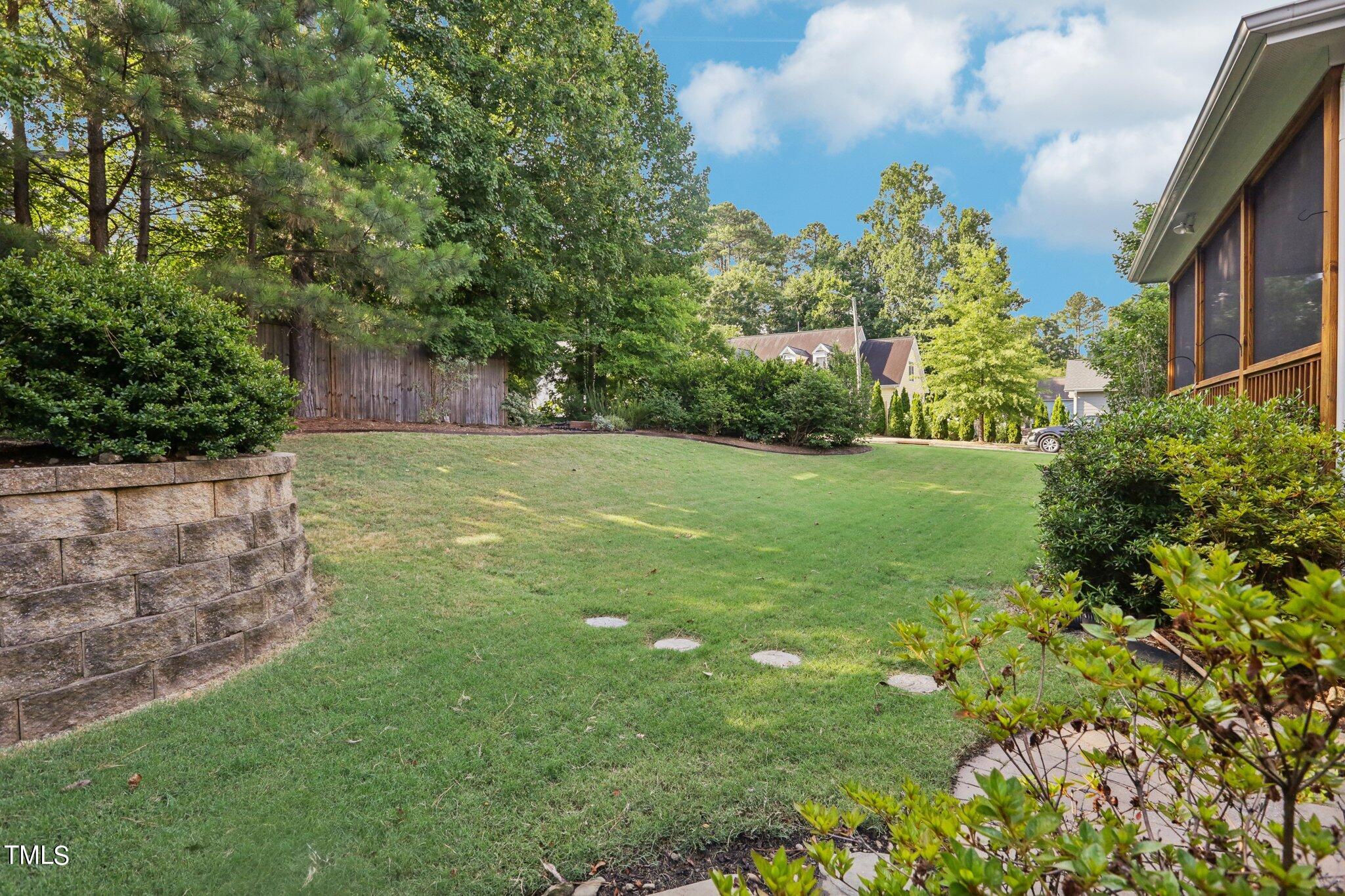 517 Plainview Avenue