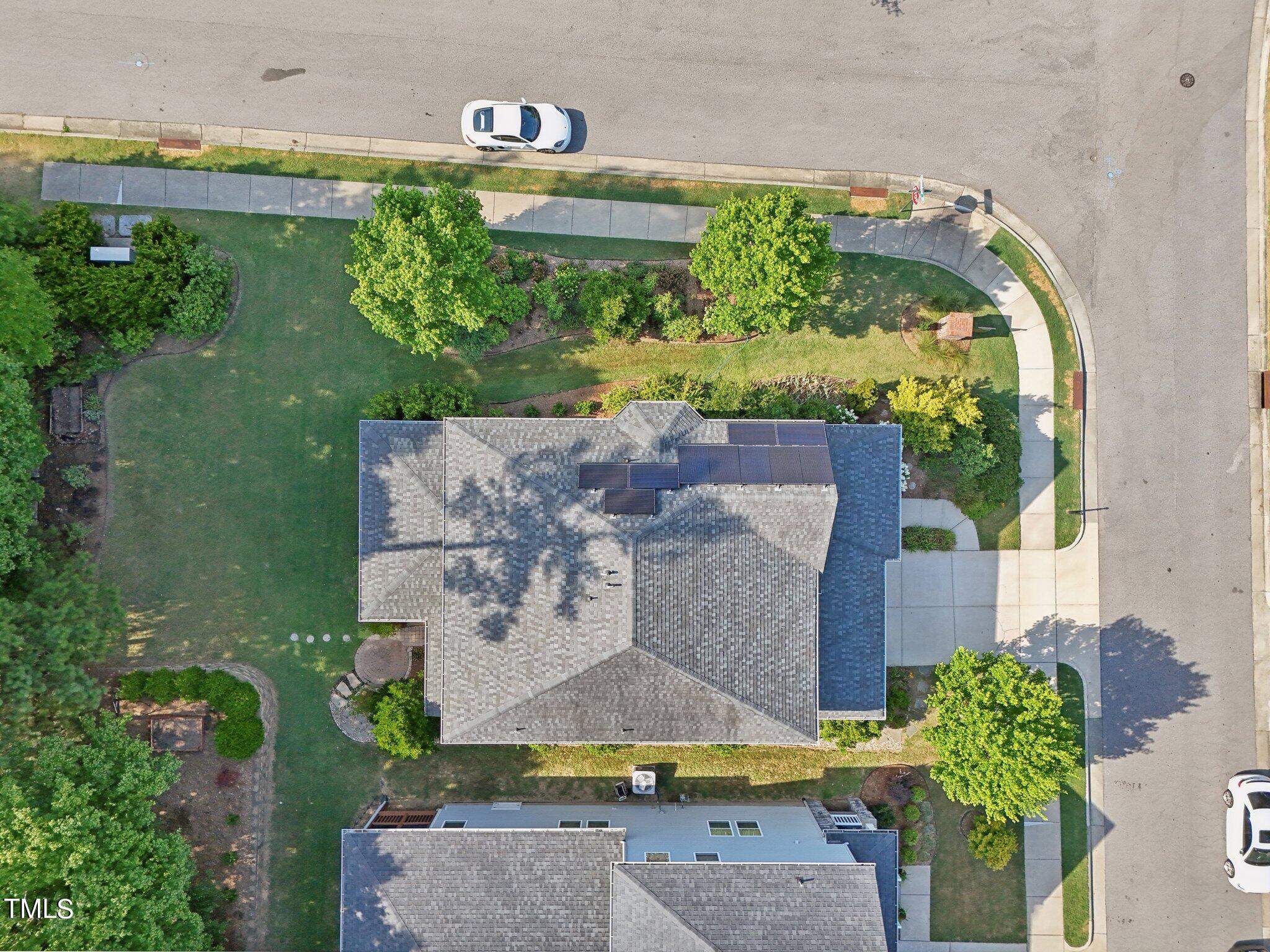 517 Plainview Avenue