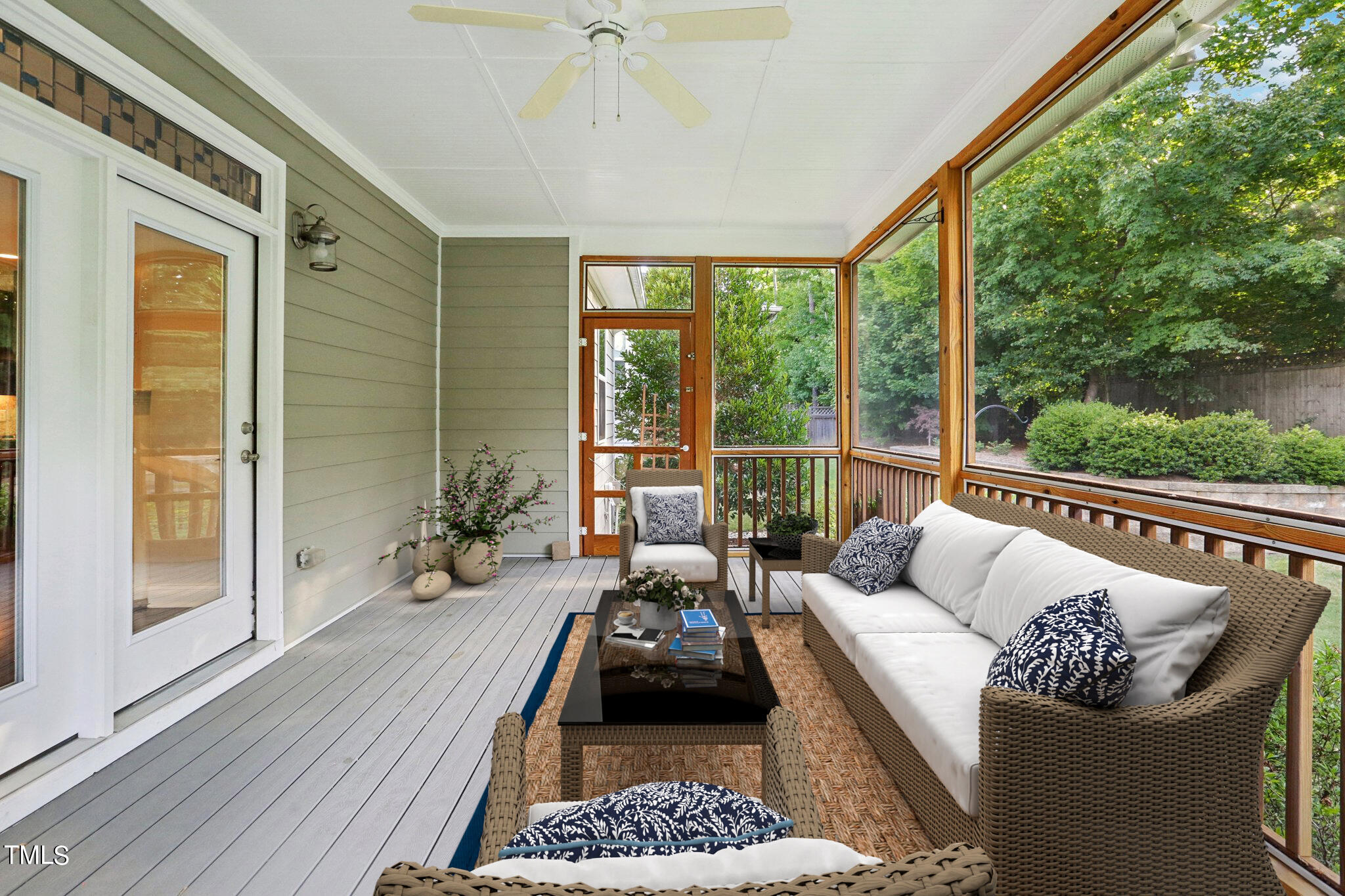 517 Plainview Avenue