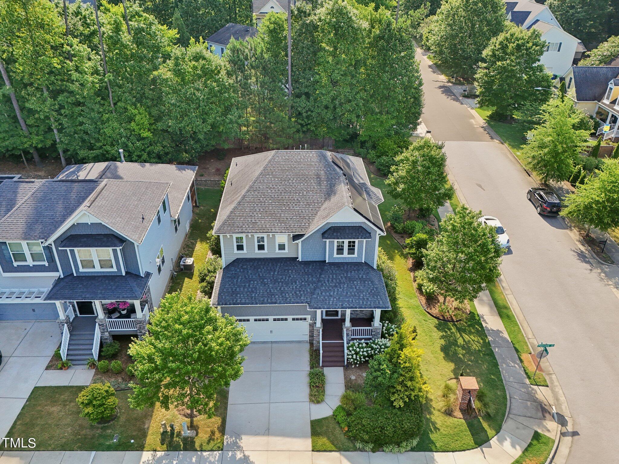 517 Plainview Avenue