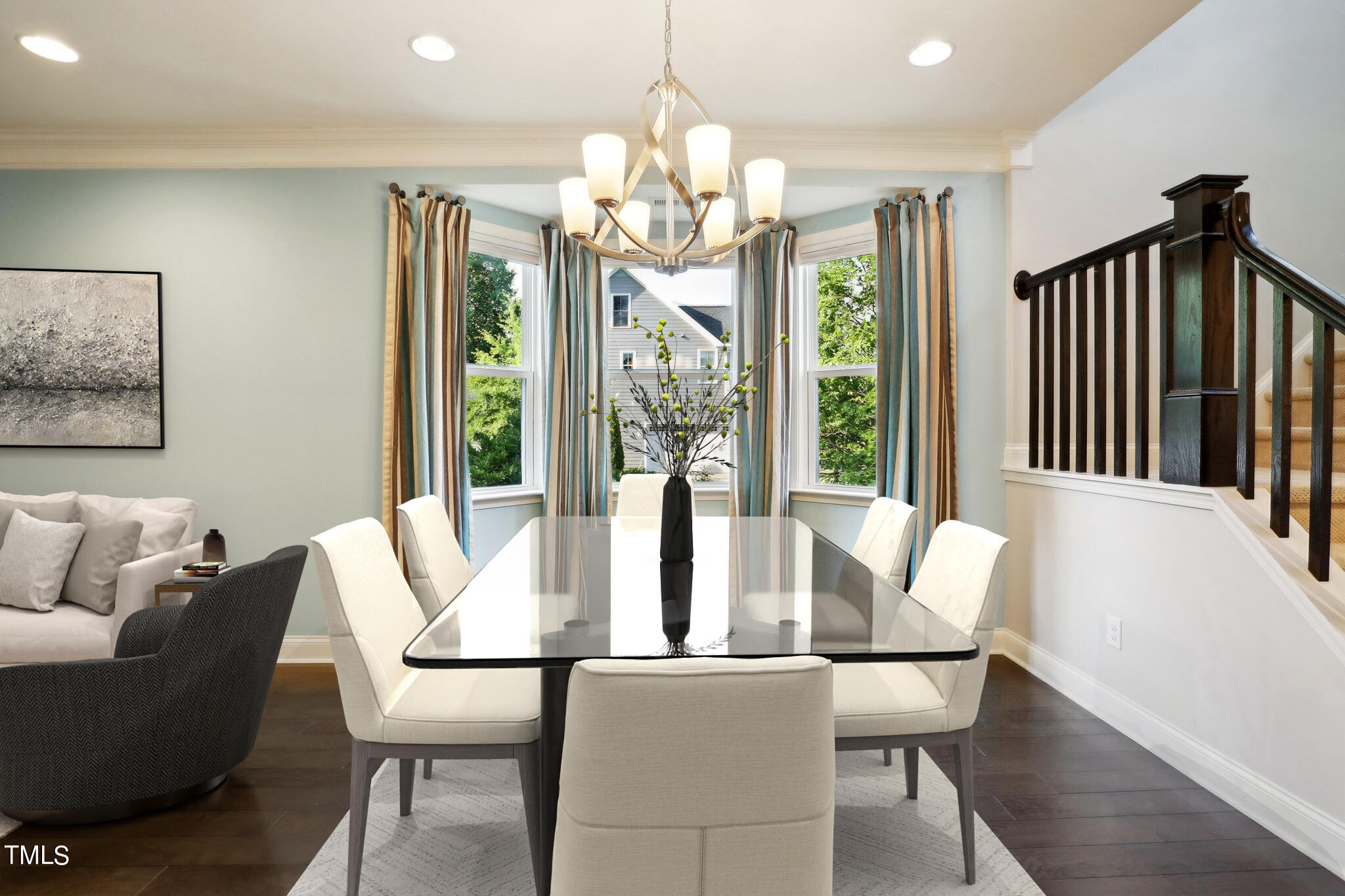 517 Plainview Avenue