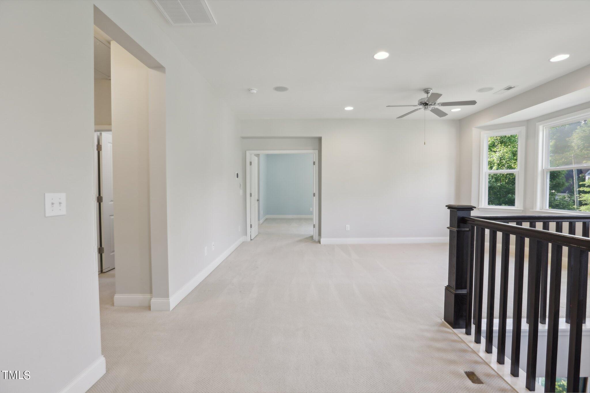 517 Plainview Avenue