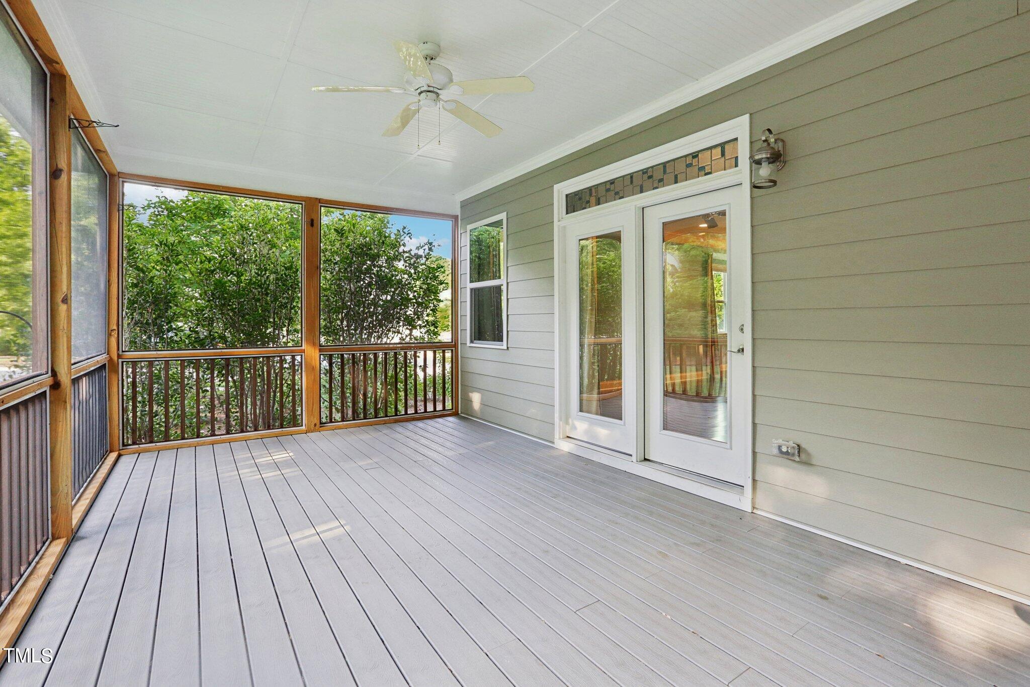 517 Plainview Avenue