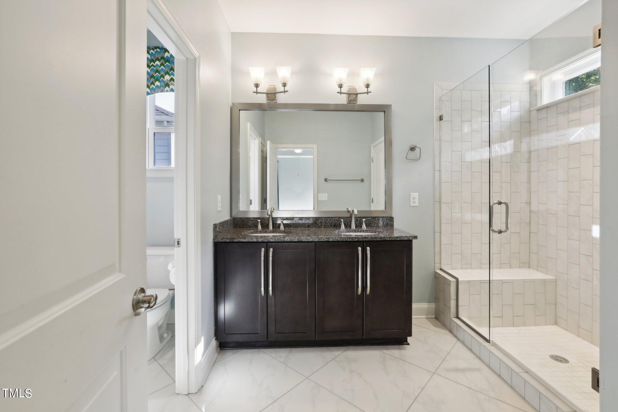 517 Plainview Avenue