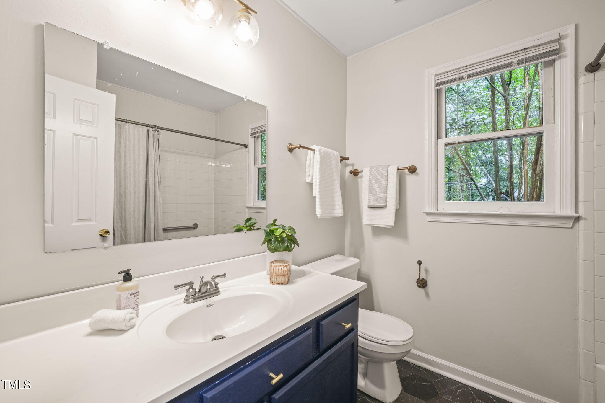 3211 Lassiter Street