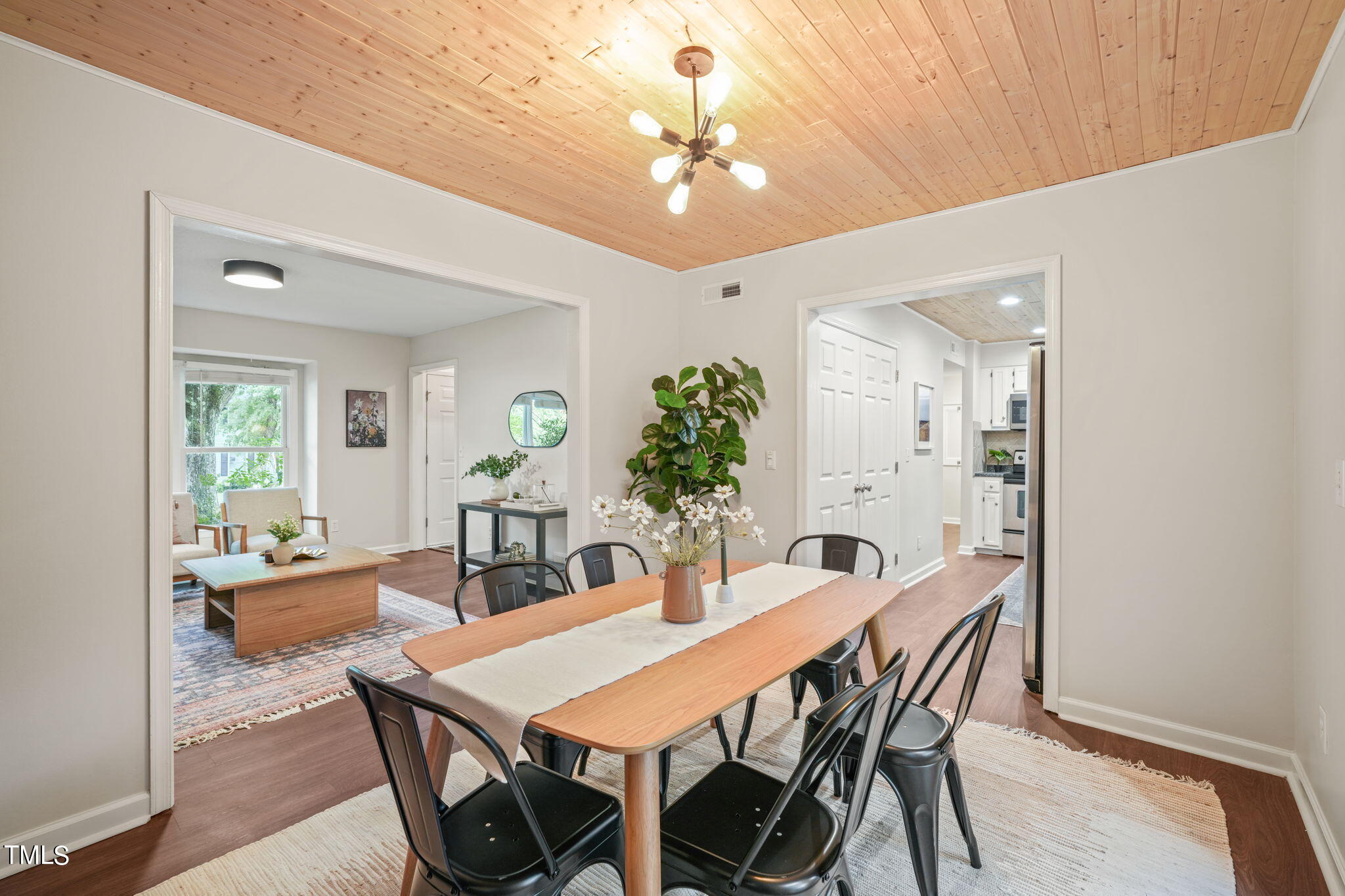 3211 Lassiter Street