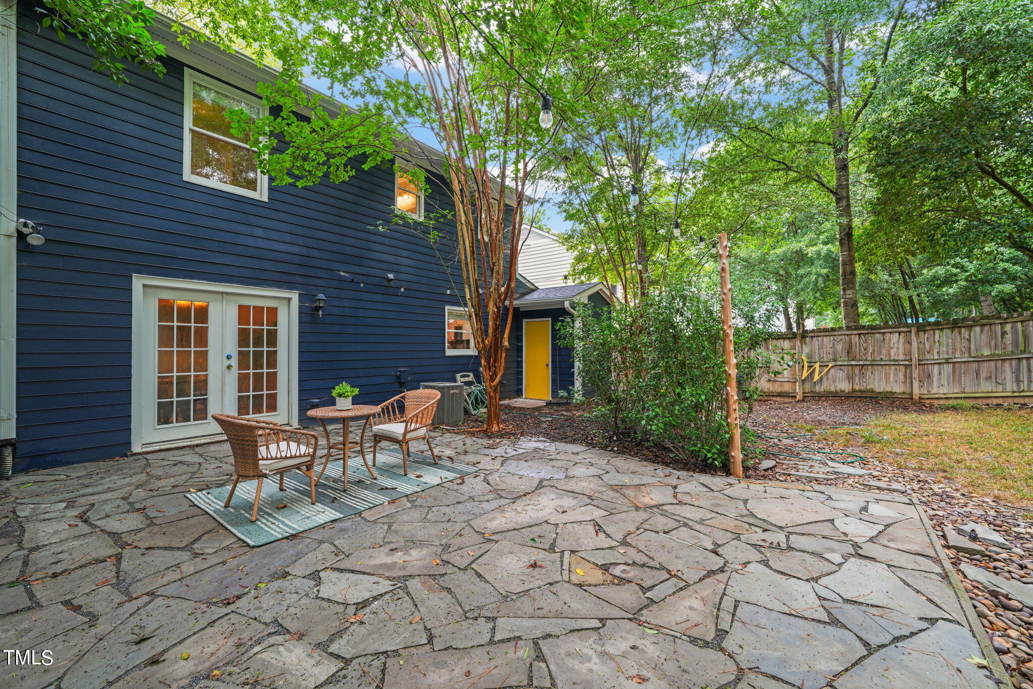 3211 Lassiter Street