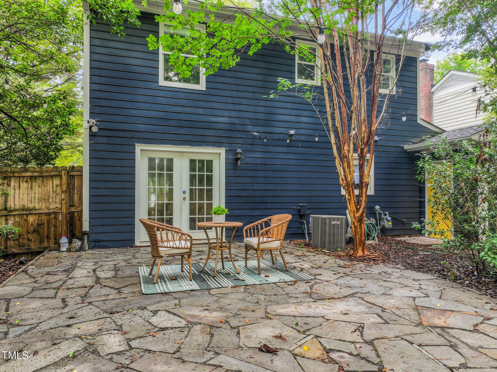 3211 Lassiter Street