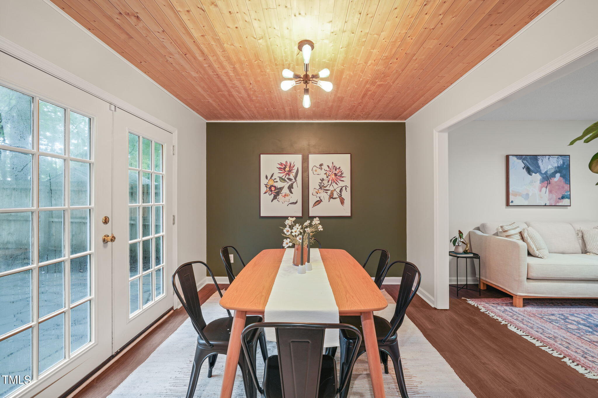 3211 Lassiter Street