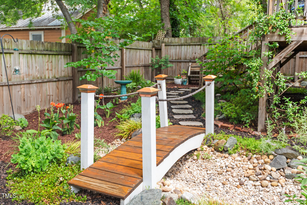 1028 Moreland Avenue