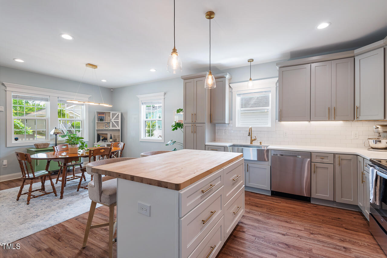 1028 Moreland Avenue