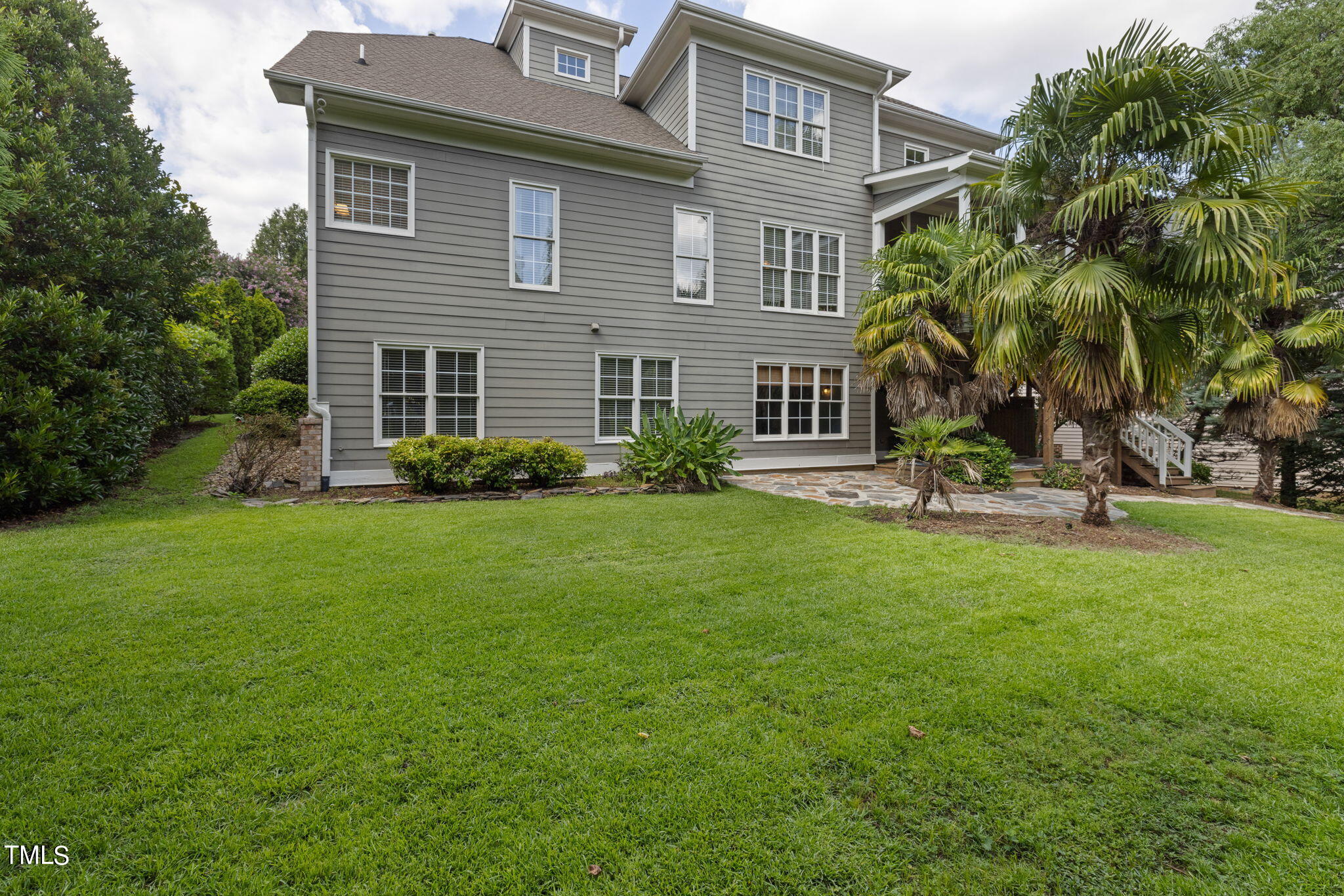 2816 Crystal Oaks Lane
