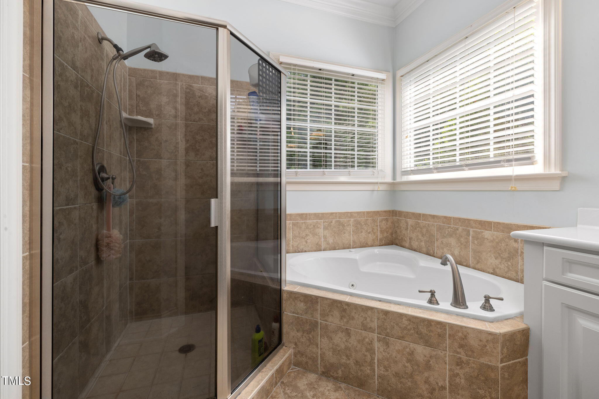 2816 Crystal Oaks Lane