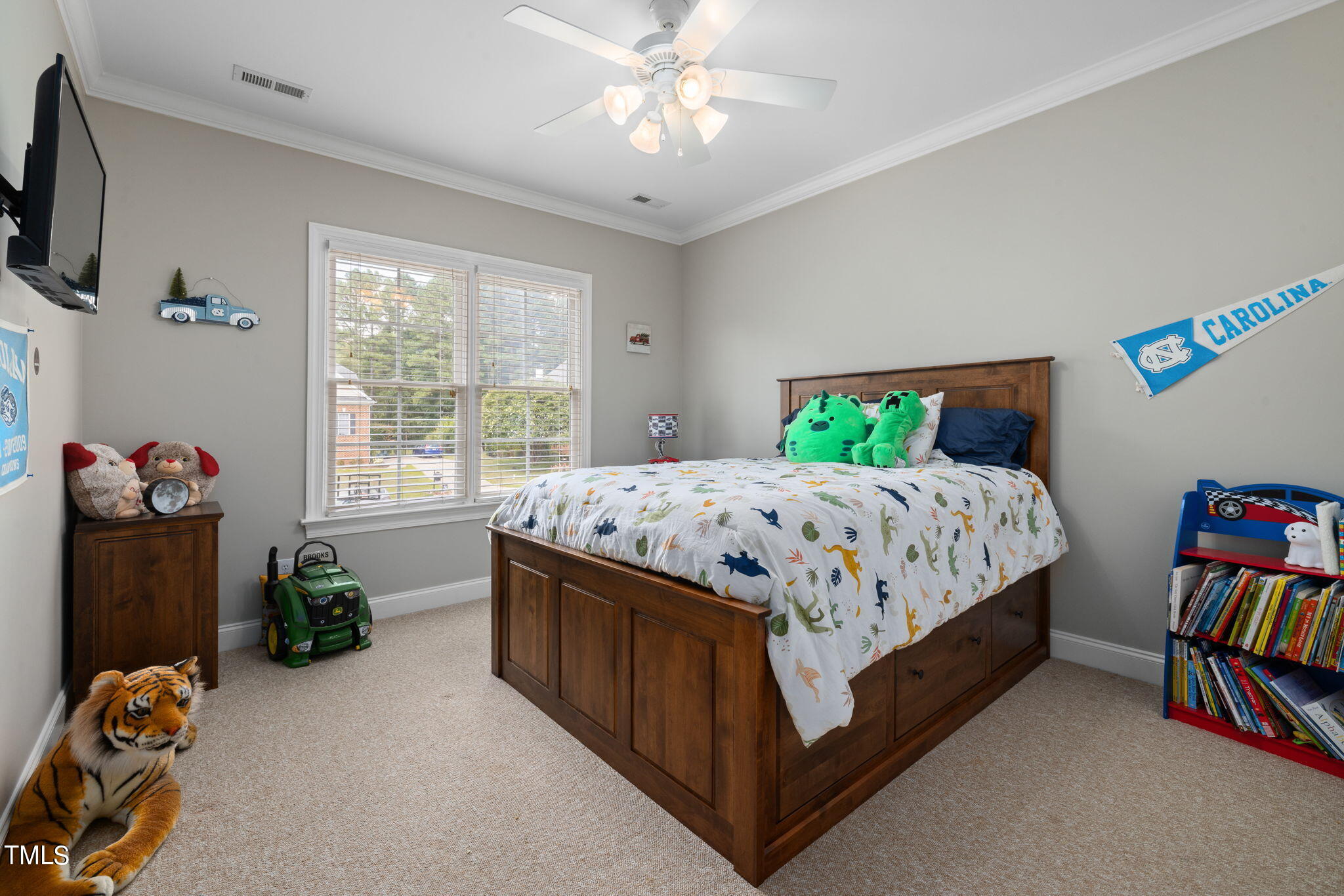 2816 Crystal Oaks Lane