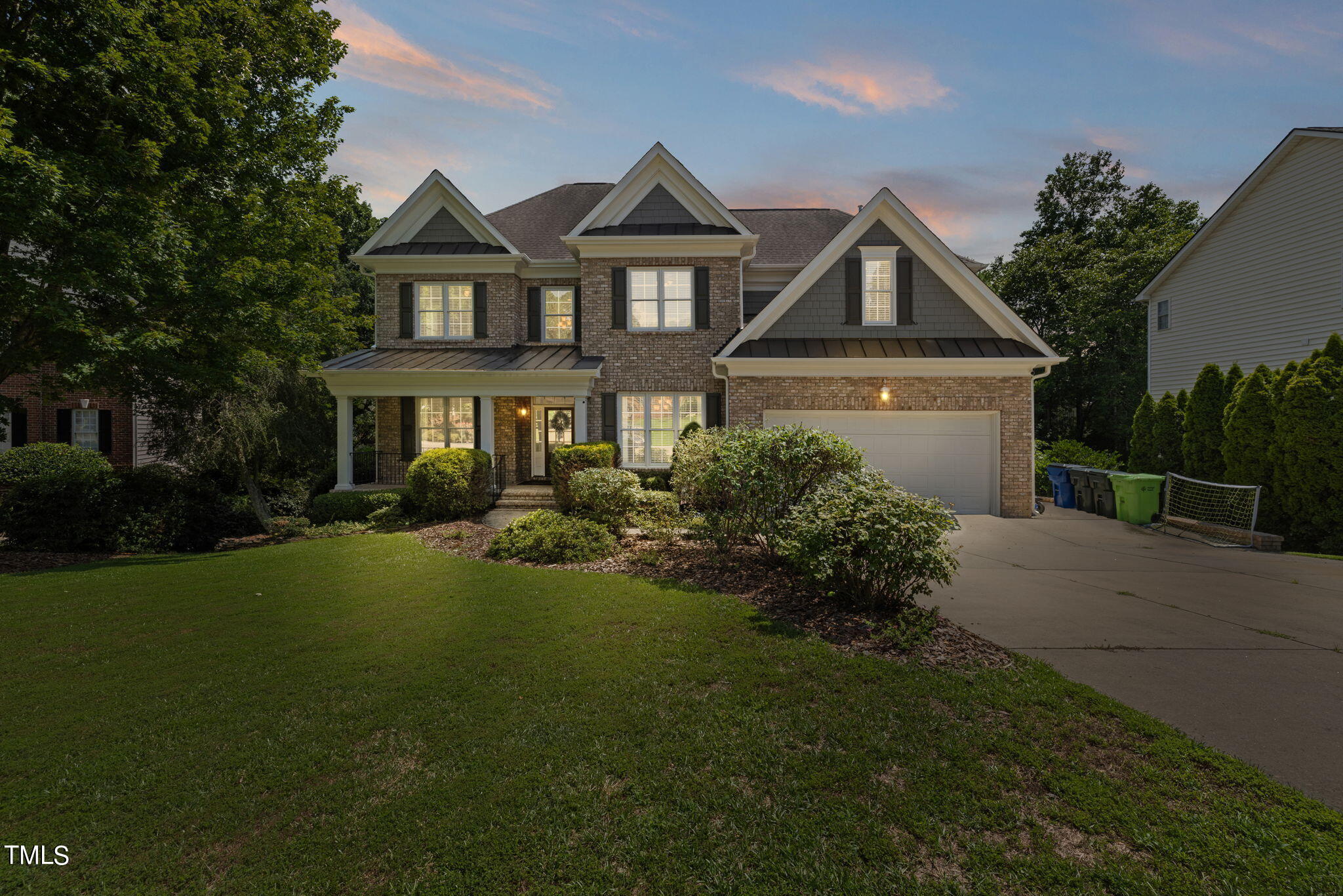 2816 Crystal Oaks Lane