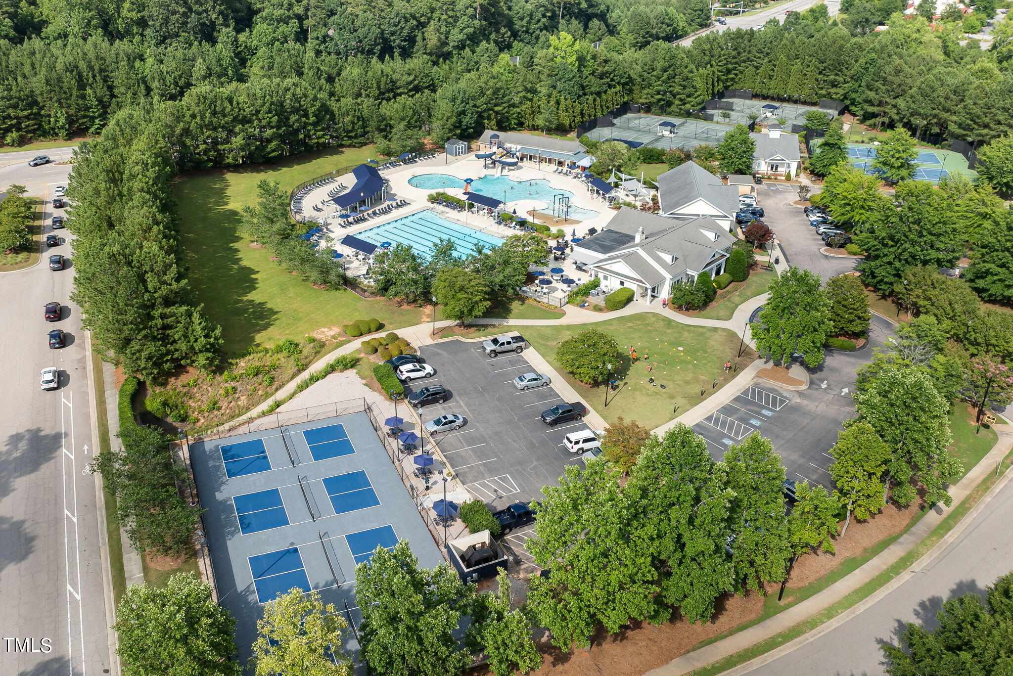 2816 Crystal Oaks Lane