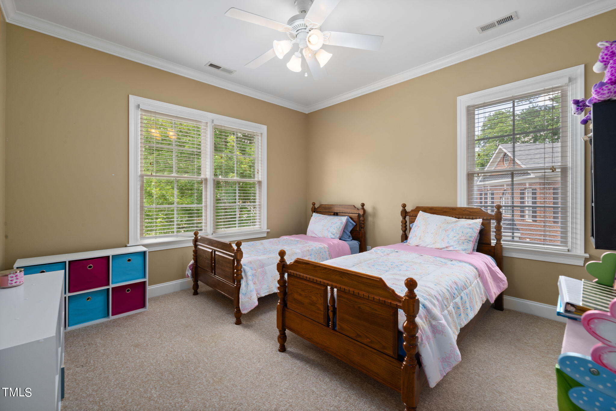 2816 Crystal Oaks Lane