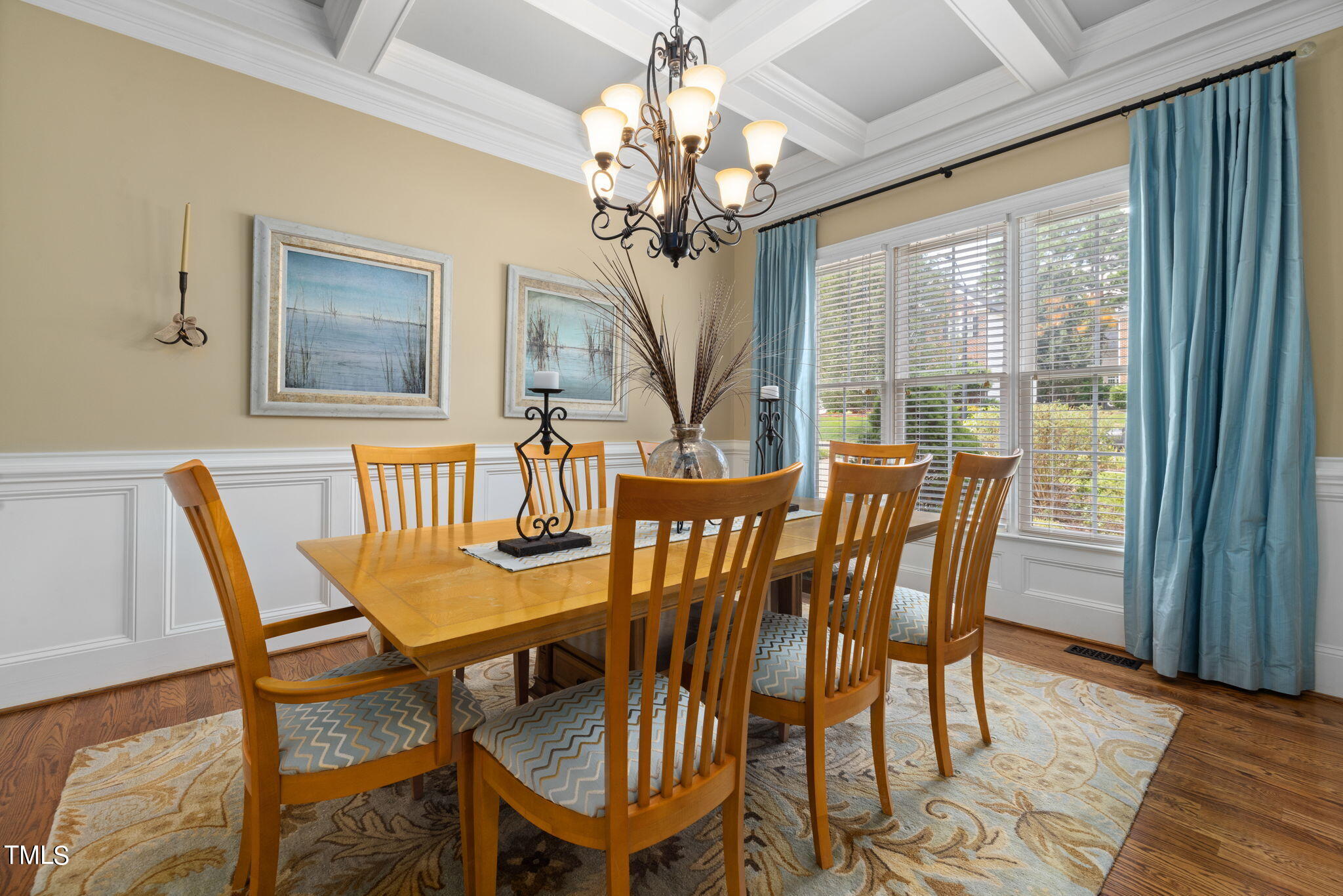 2816 Crystal Oaks Lane