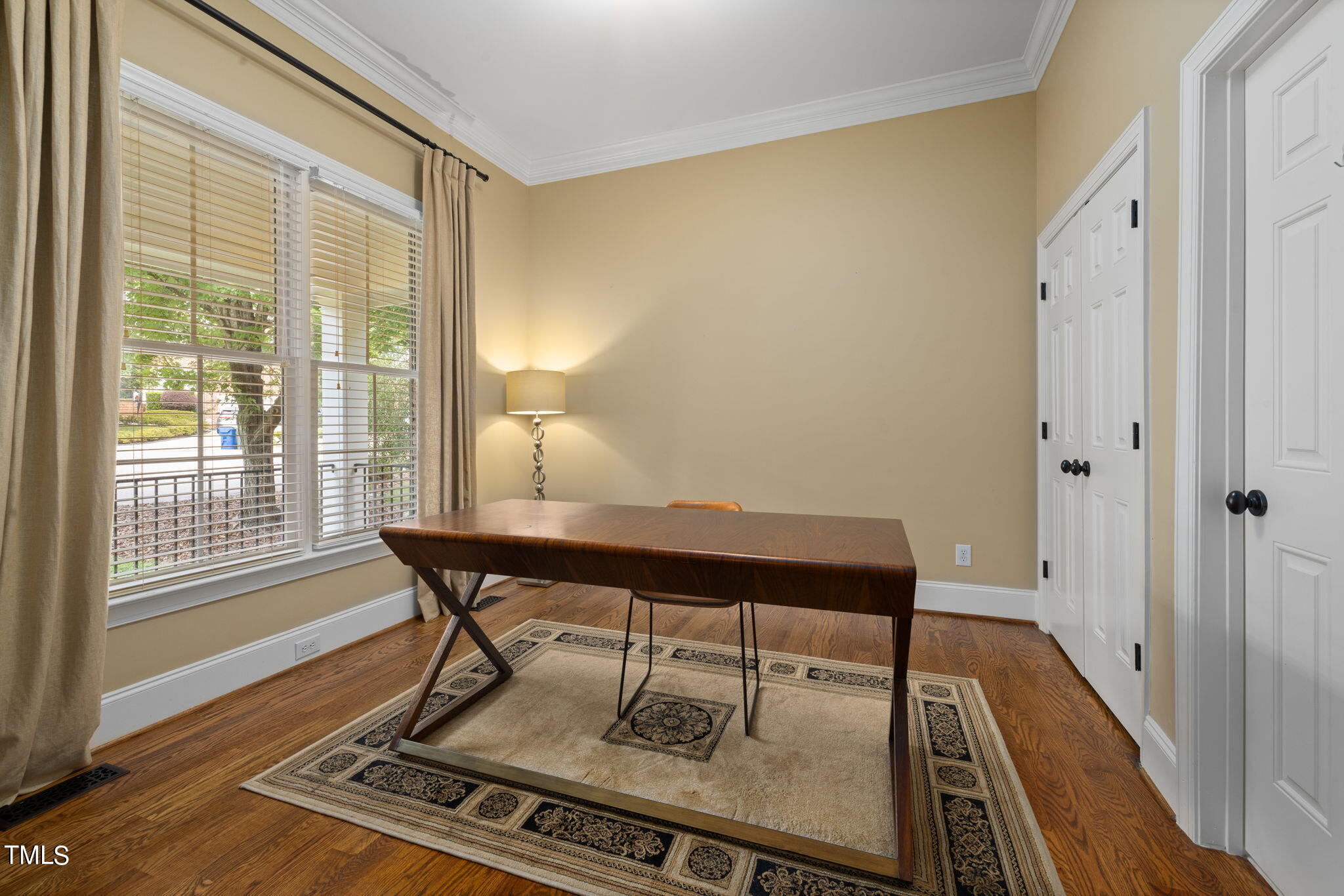 2816 Crystal Oaks Lane