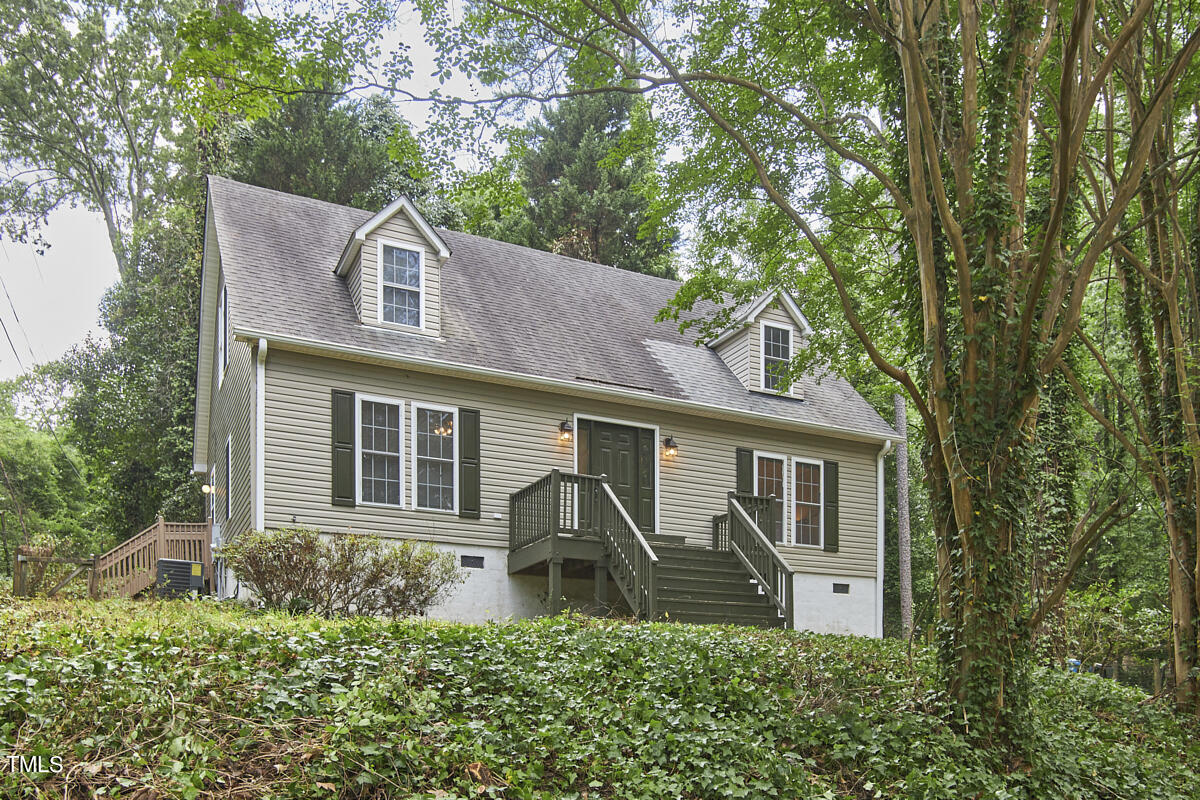 105 W Woodridge Drive