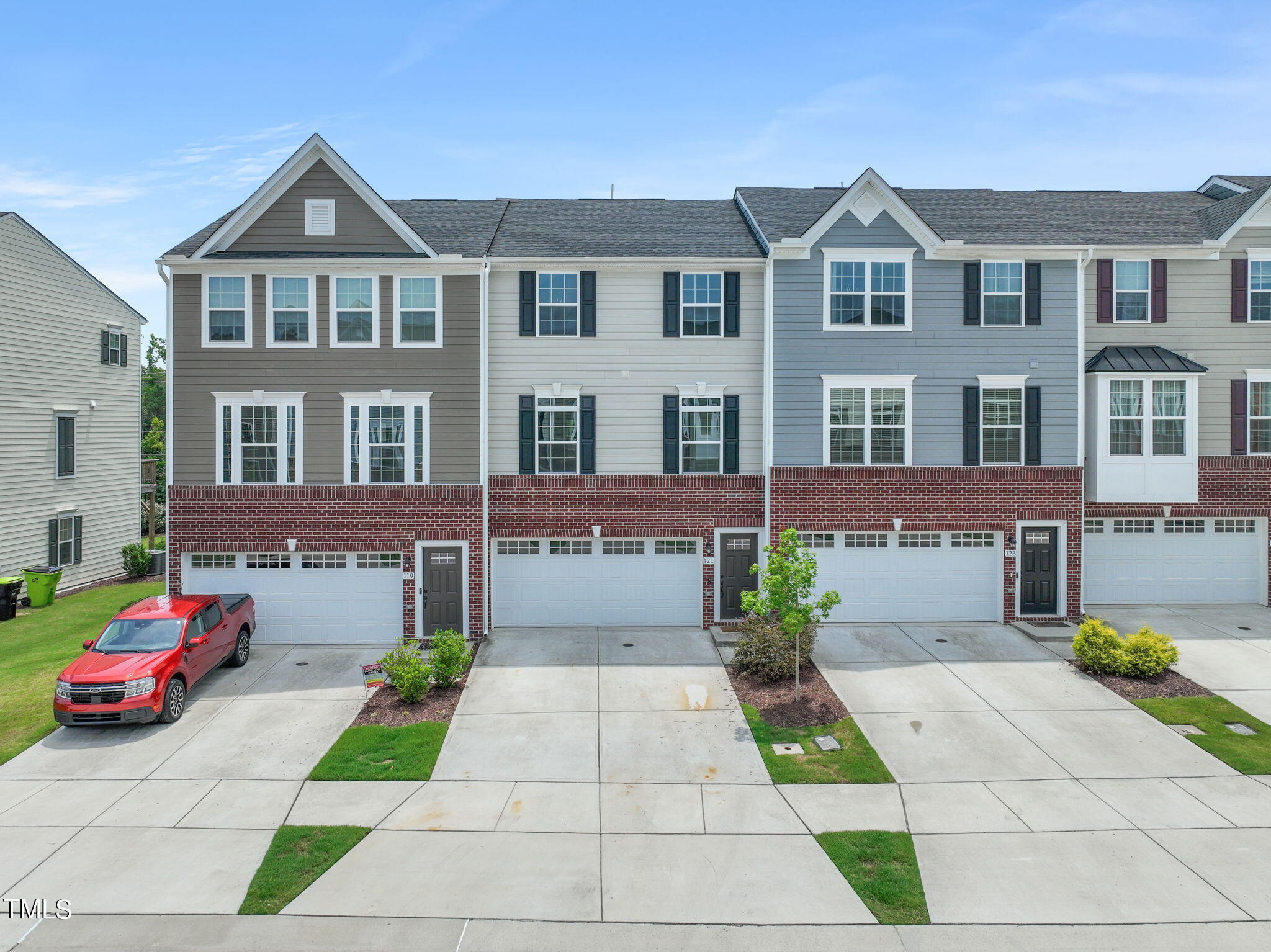 121 Boarstall Creek