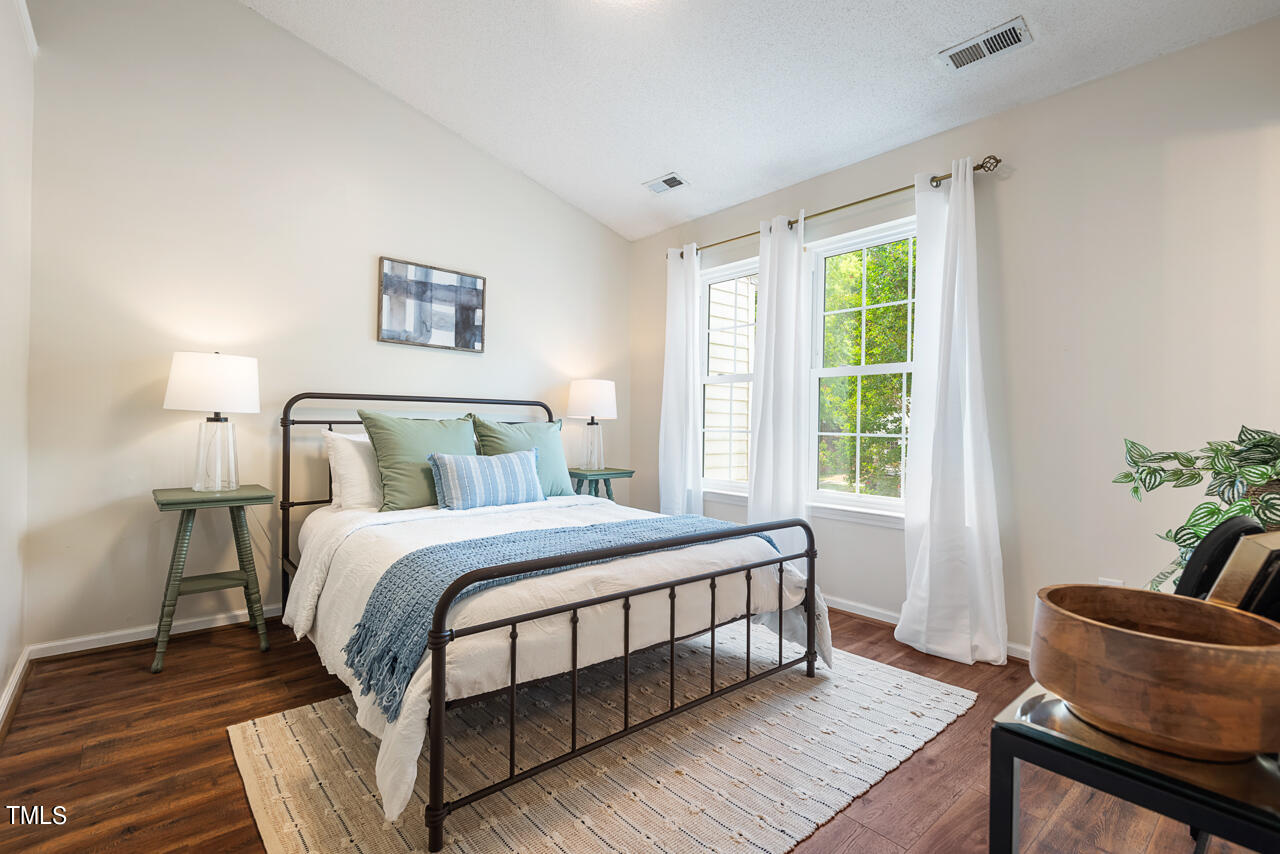 1131 Vermillion Drive