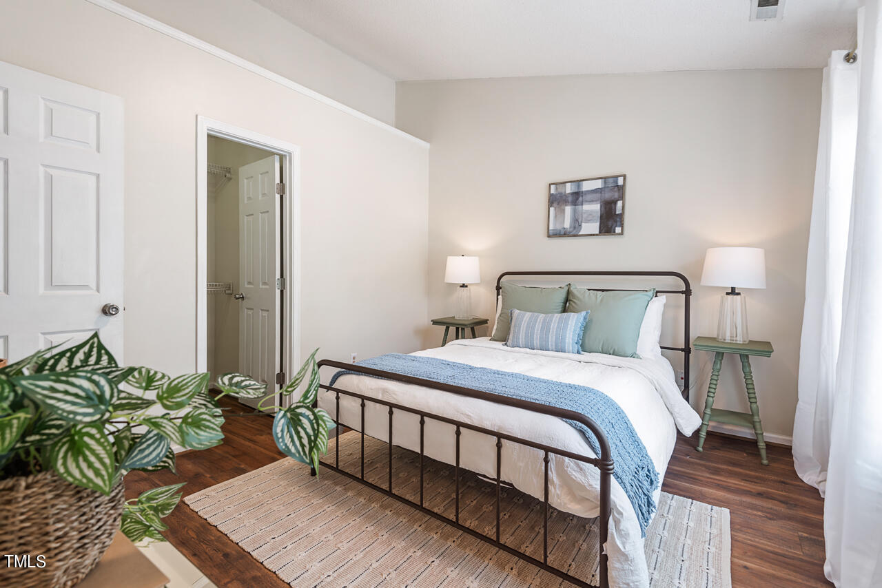 1131 Vermillion Drive