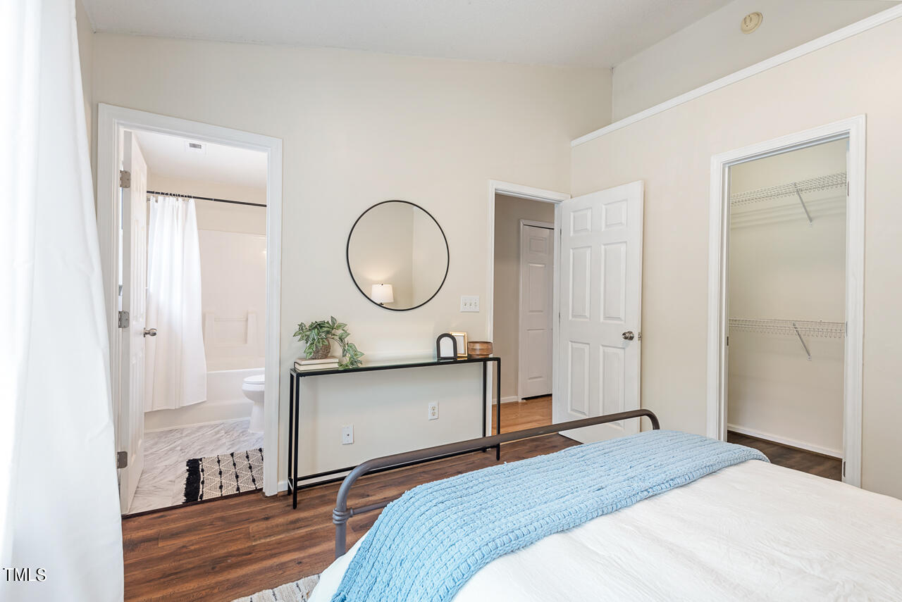 1131 Vermillion Drive