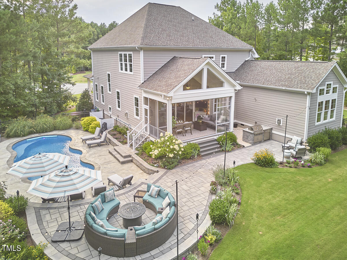 179 Lakes Edge Lane
