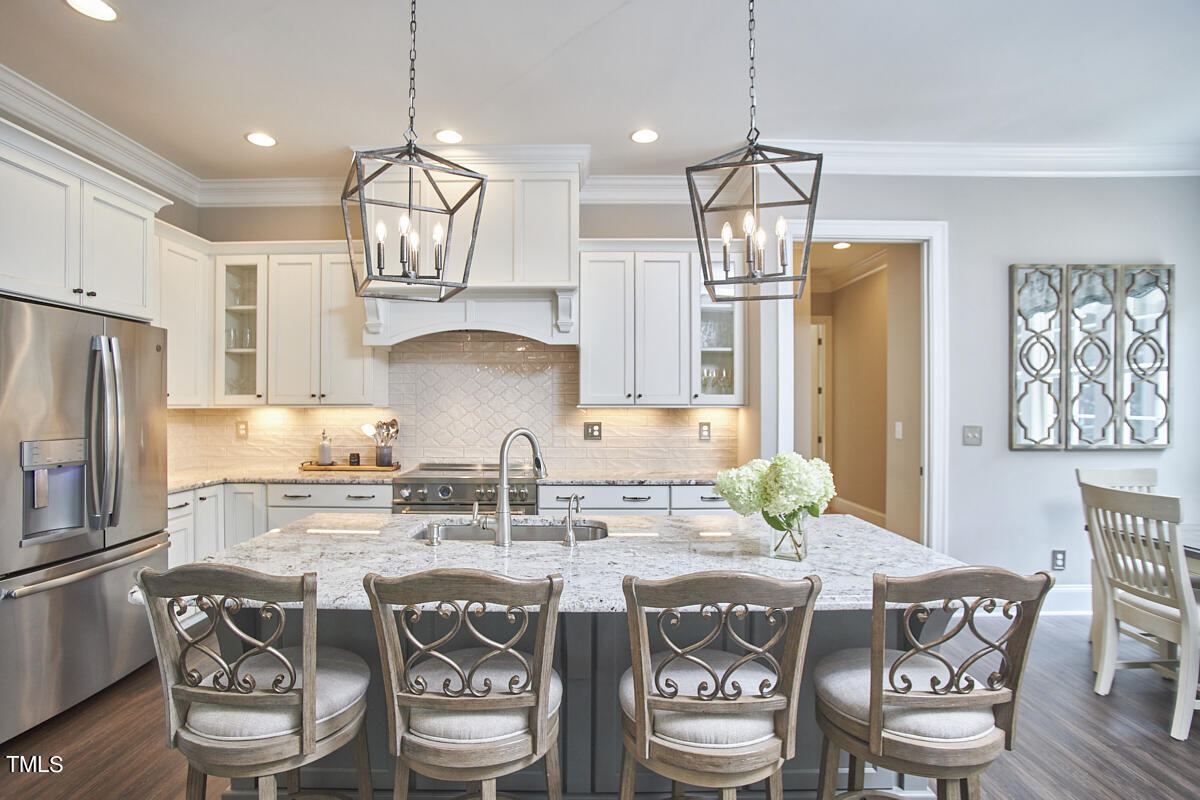 179 Lakes Edge Lane