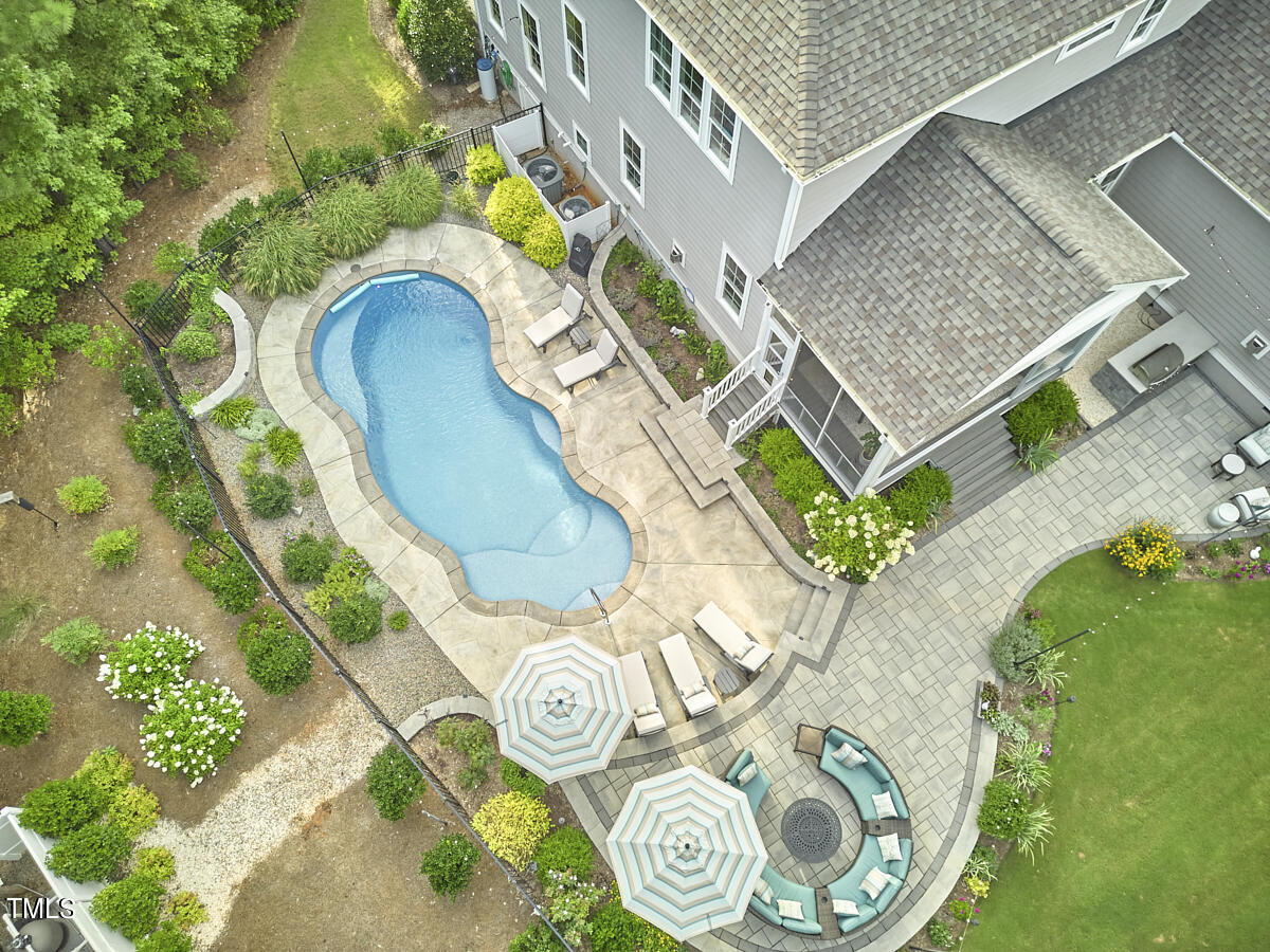 179 Lakes Edge Lane