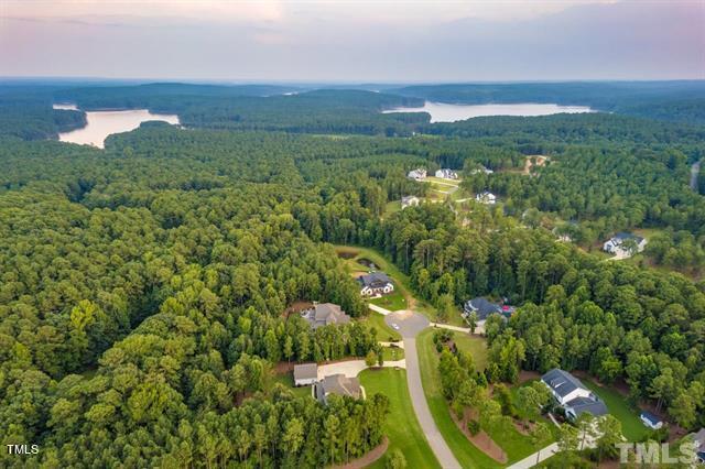 179 Lakes Edge Lane