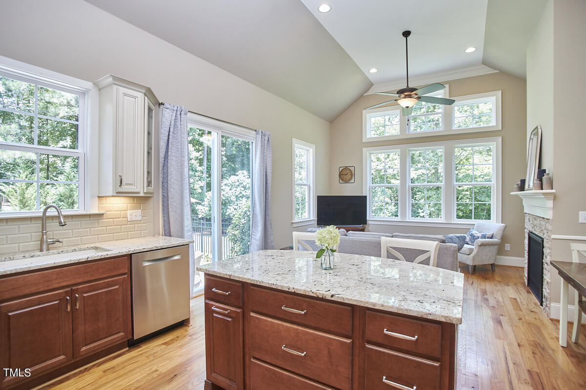179 Lakes Edge Lane