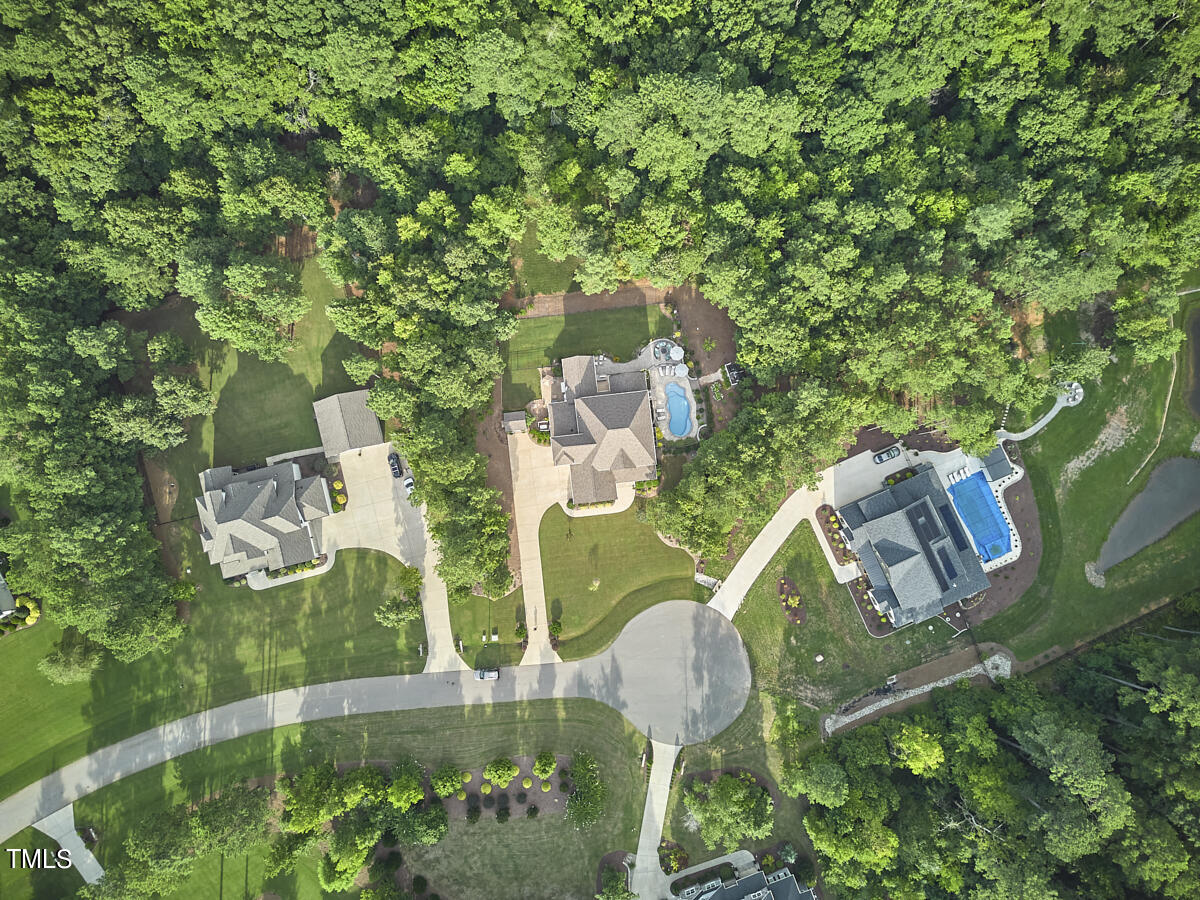 179 Lakes Edge Lane