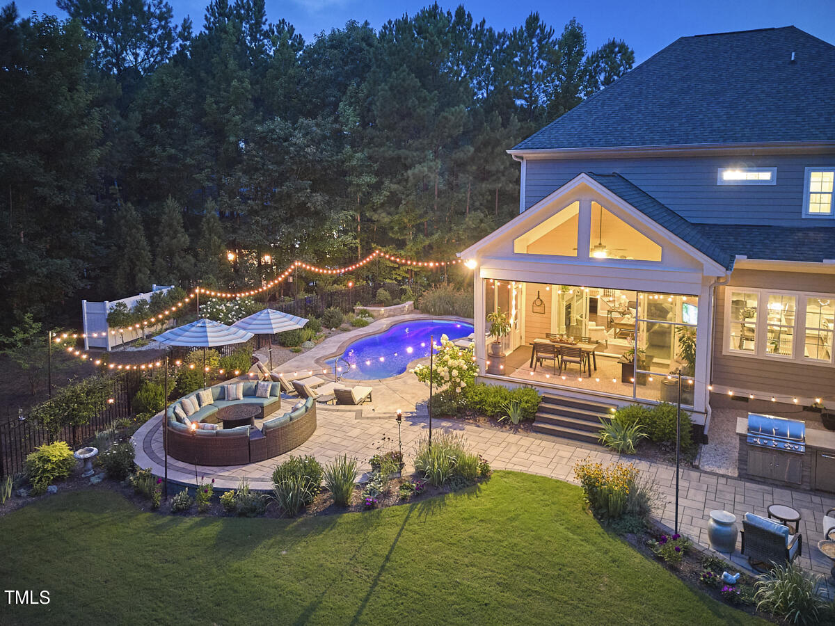 179 Lakes Edge Lane