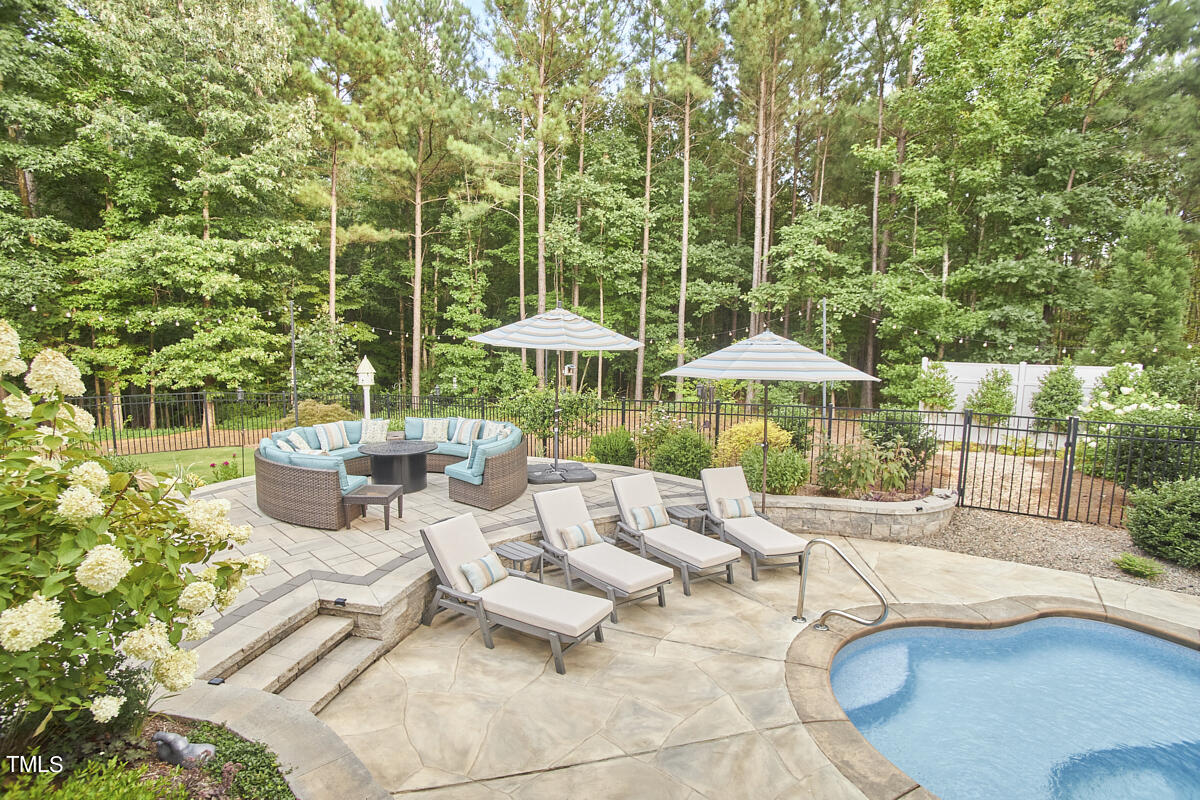 179 Lakes Edge Lane