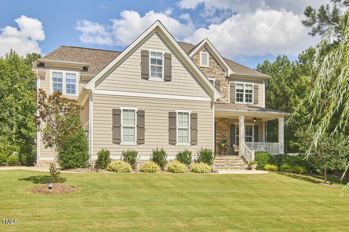 179 Lakes Edge Lane