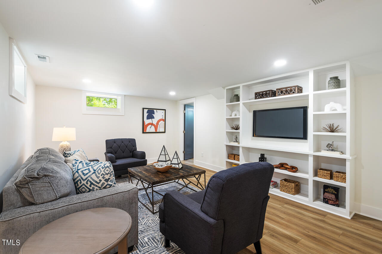 471 Erwin Road