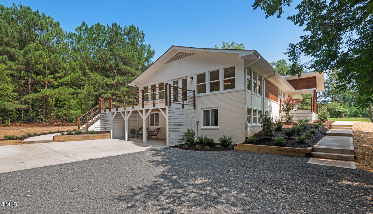 471 Erwin Road