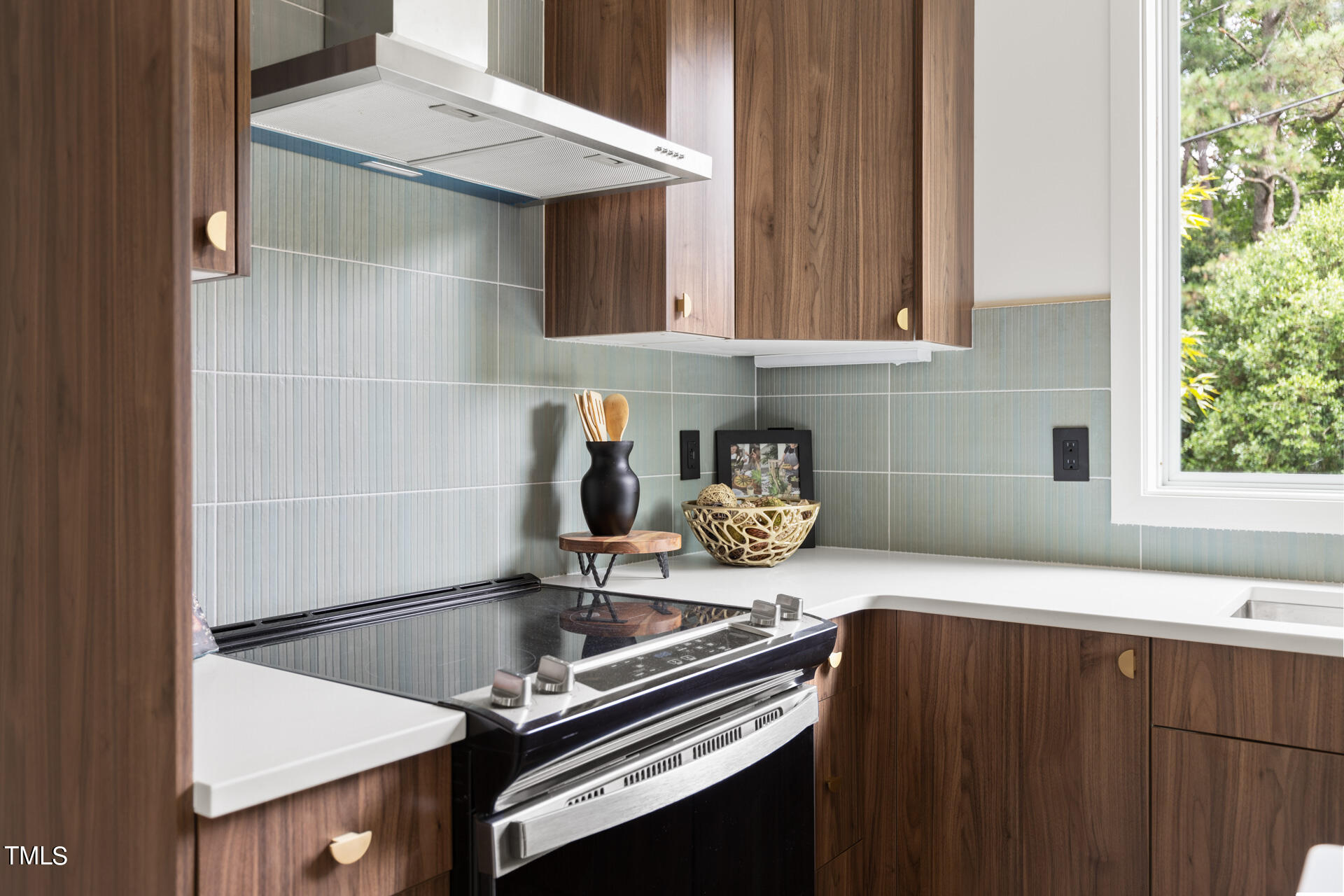 2909 Herring Boulevard